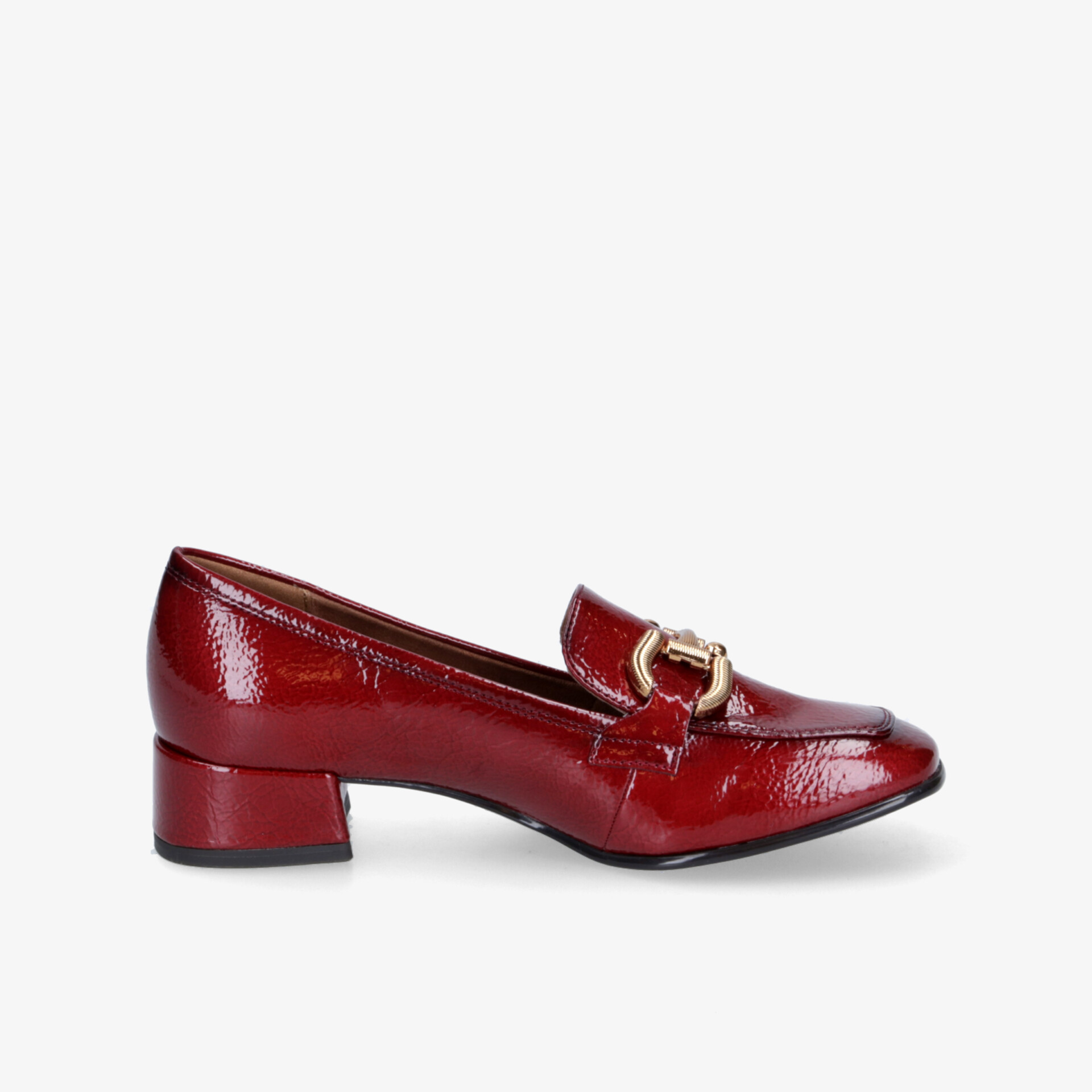 Roter Loafer mit mittelhohem Absatz aus glänzendem Leder, eleganter und komfortabler Halbschuh seitlich fotografiert