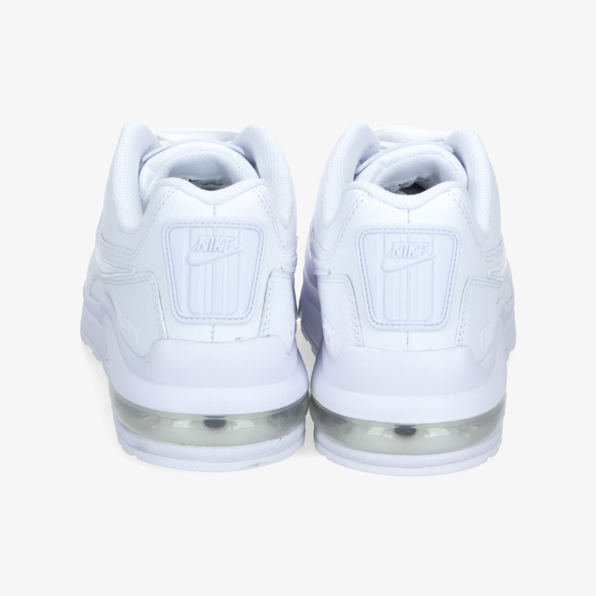 Weiße Sneaker mit stylischem Design und komfortabler Sohle für optimalen Halt und moderne Optik.