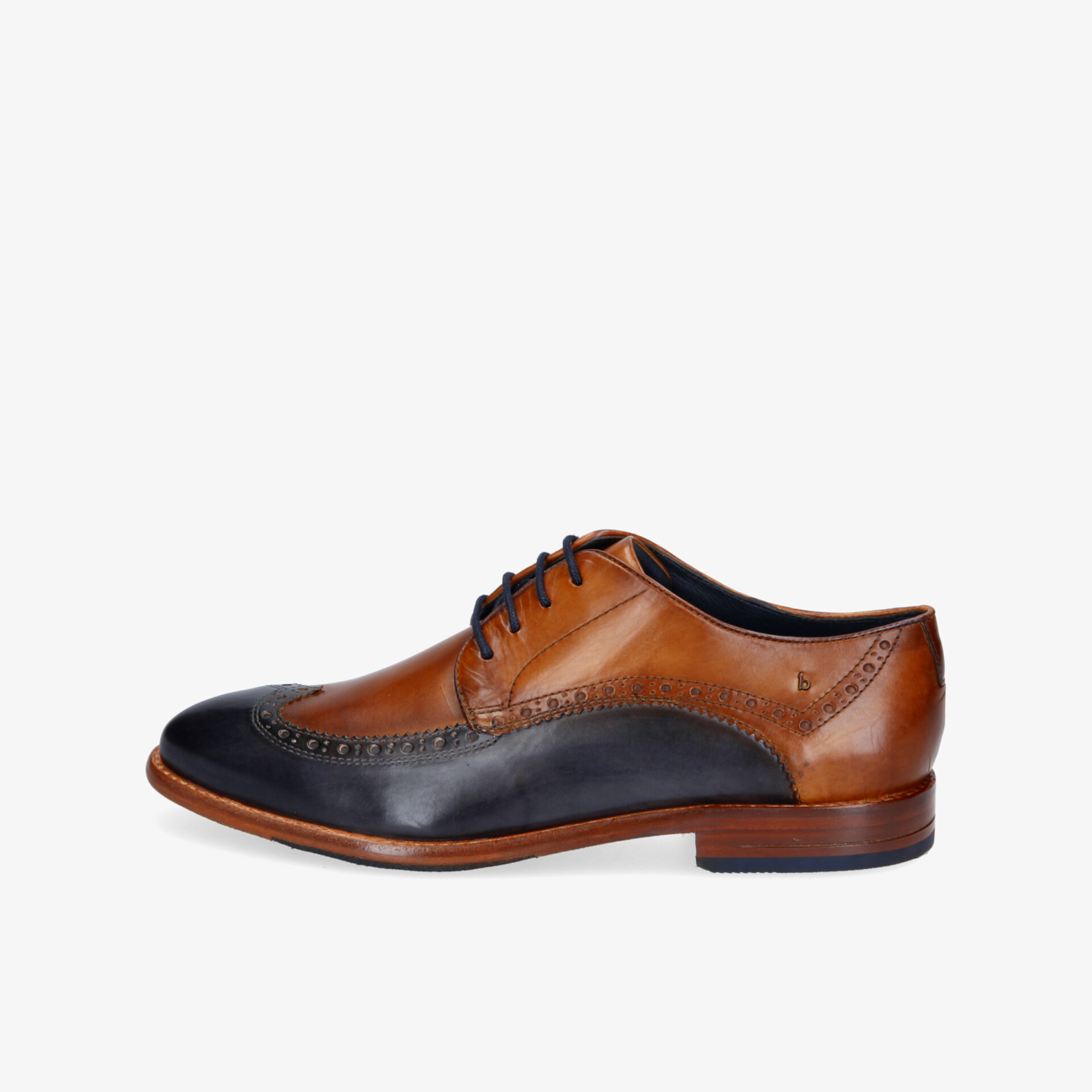 Klassischer Leder-Brogue in Braun und Schwarz mit edlem Design und exquisiter Nahtarbeit.