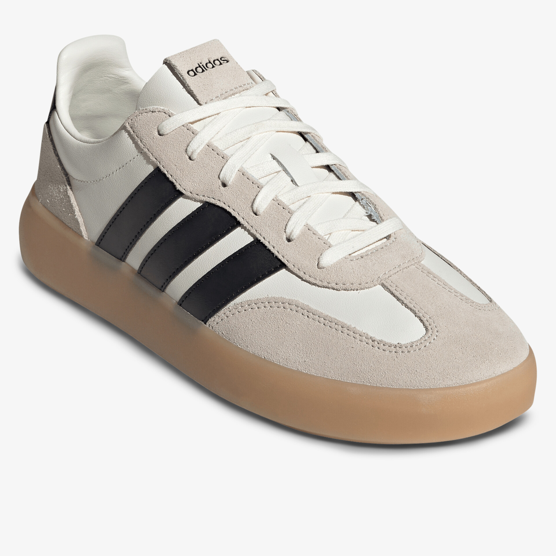 Sportlicher Sneaker mit bequemer Passform, strapazierfähigem Obermaterial und rutschfester Gummisohle, ideal für Alltag und Freizeit