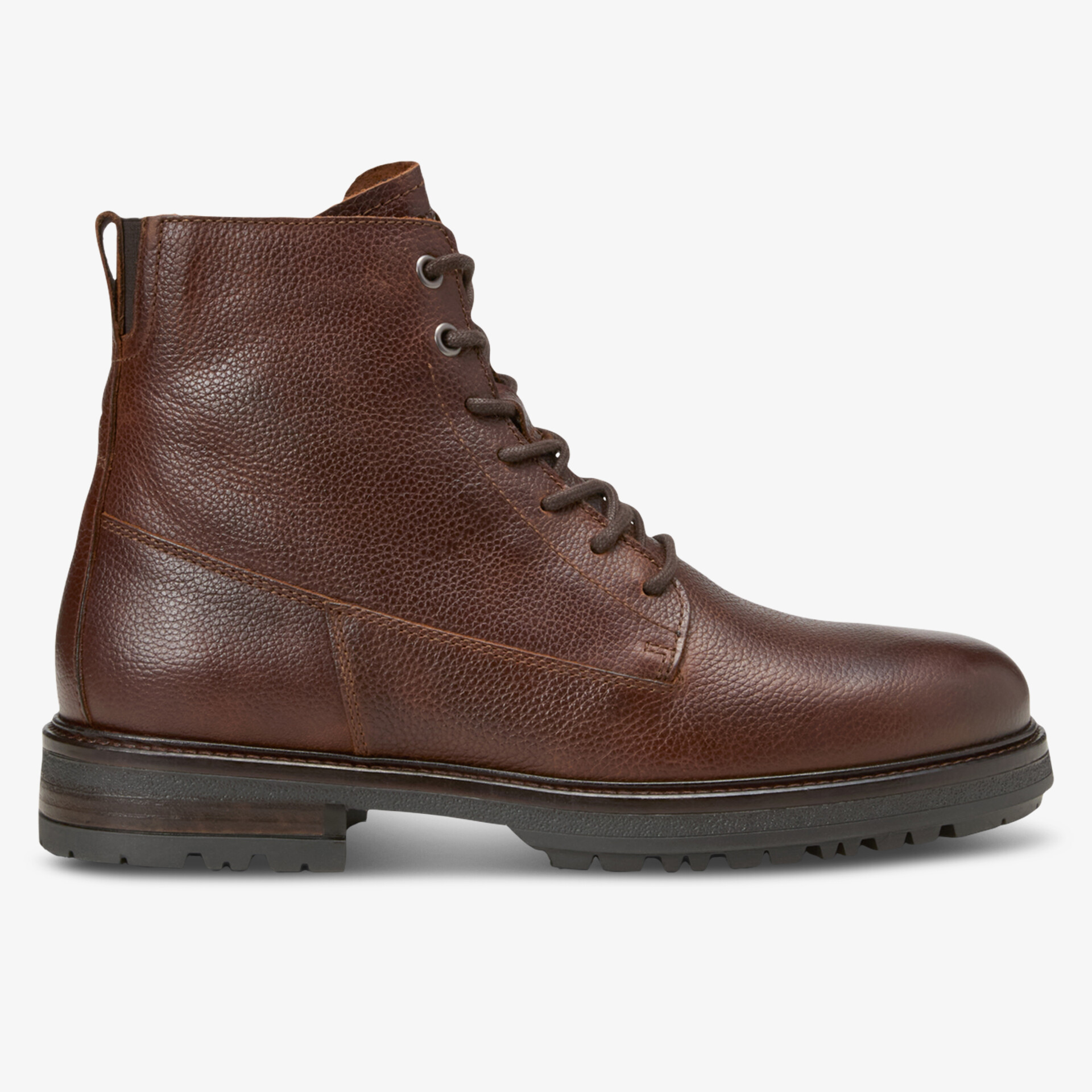 Robuster brauner Leder-Schnürstiefel mit Profilsohle und bequemem Schnitt für vielseitigen Einsatz