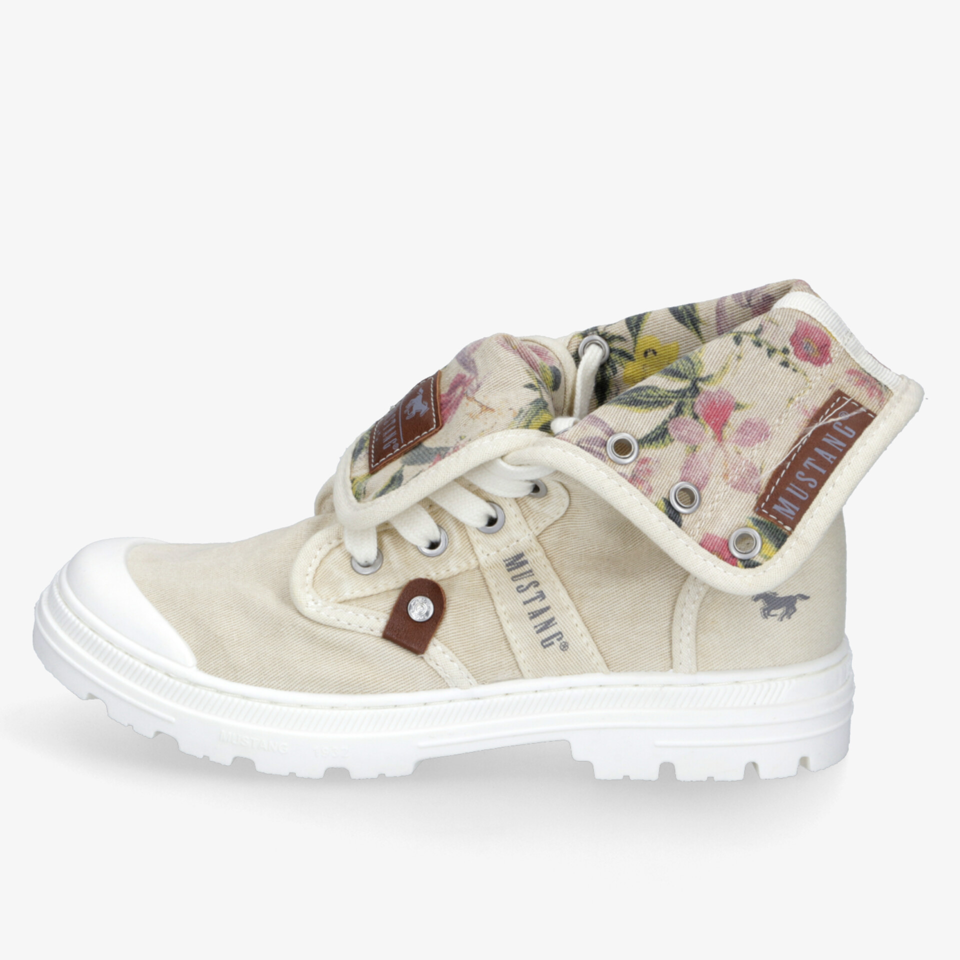 Beiger Canvas Sneaker mit robustem Profil, attraktivem Blumenmuster und bequemem Schnitt in klarer Seitenansicht