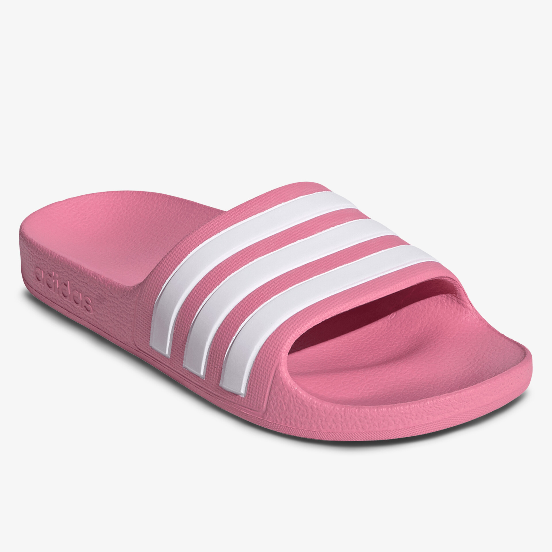 JS2496_6_FOOTWEAR_Photography_FrontLateralTopView_transparent