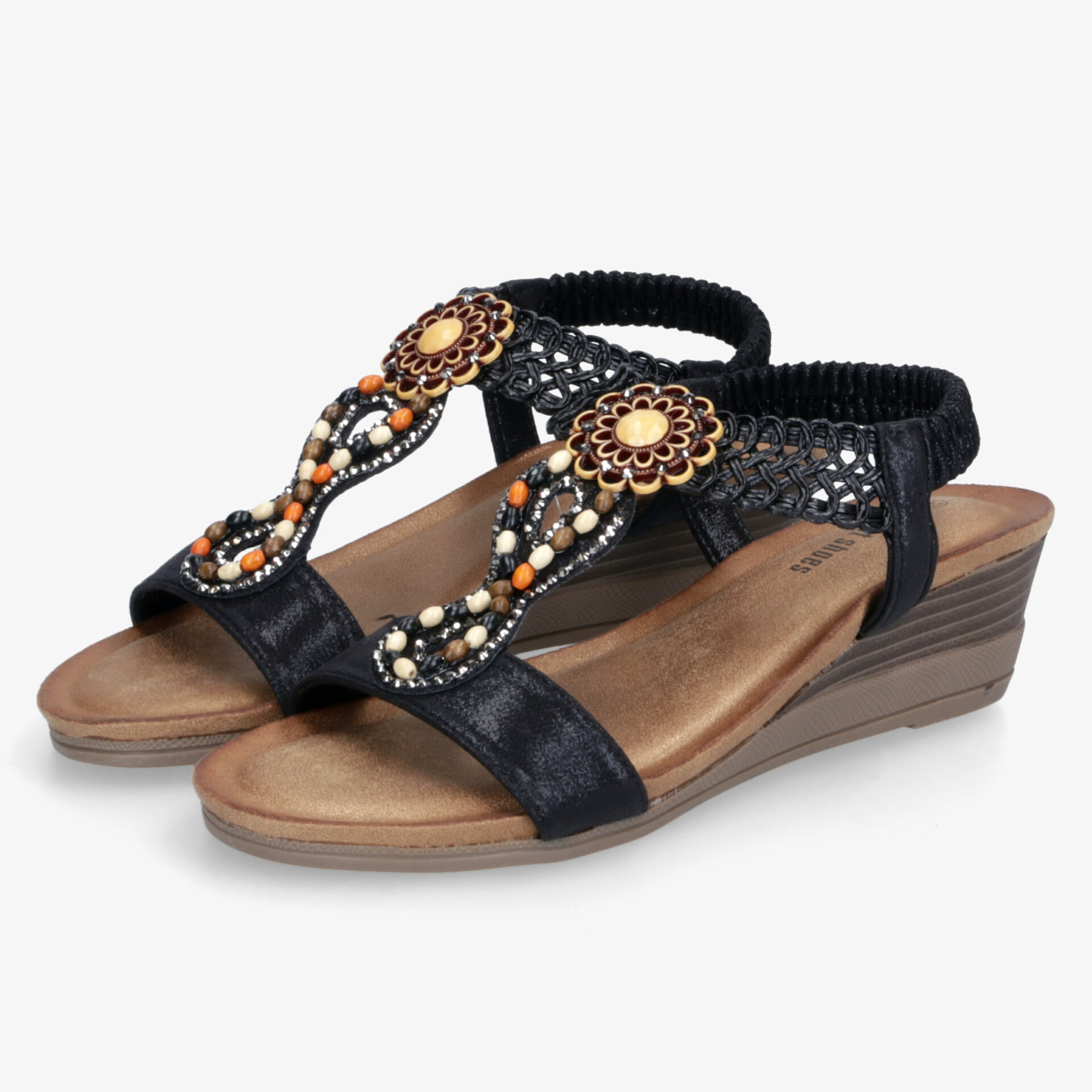 Schwarze Sandalen mit bequemer Wedgesohle und dekorativen Perlen und Blumen auf den Riemen, elastischer Fersenriemen