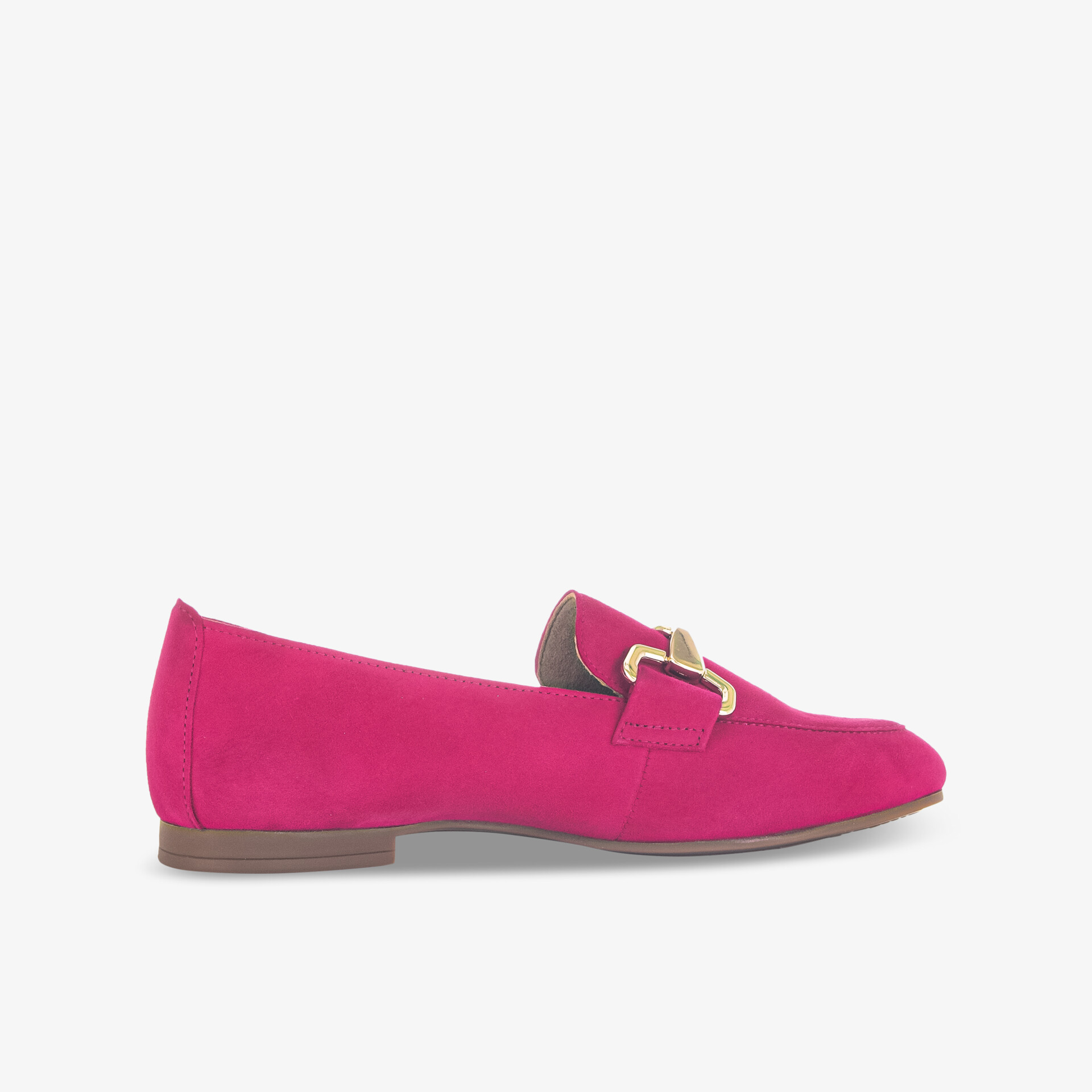 Eleganter pinker Wildleder-Loafer mit goldener Schnalle und flacher Sohle für stilvolle Freizeit-Outfits.