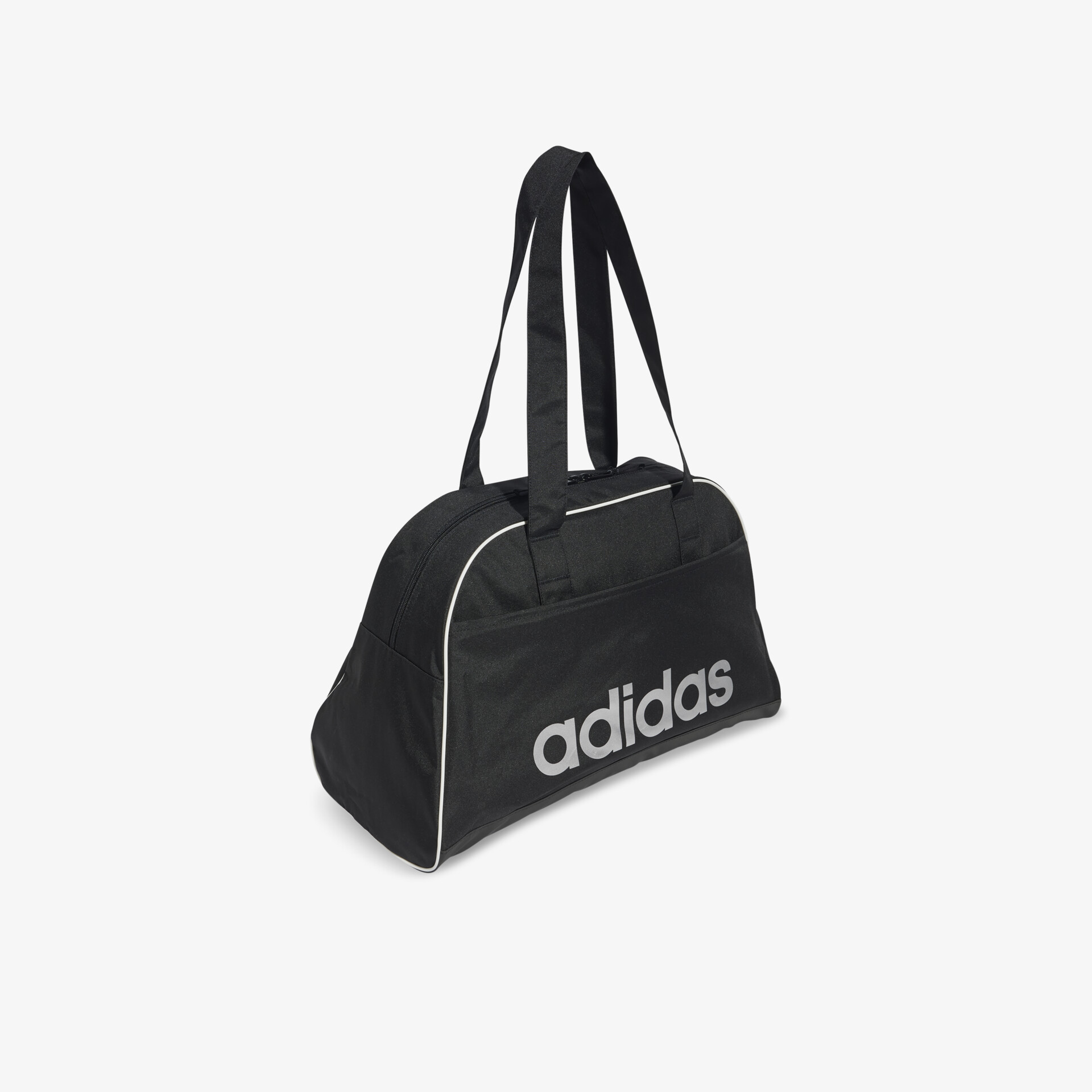Schwarze Adidas Sporttasche mit großem Hauptfach, verstellbaren Trägern und klar sichtbarem Logo, schräg vorne