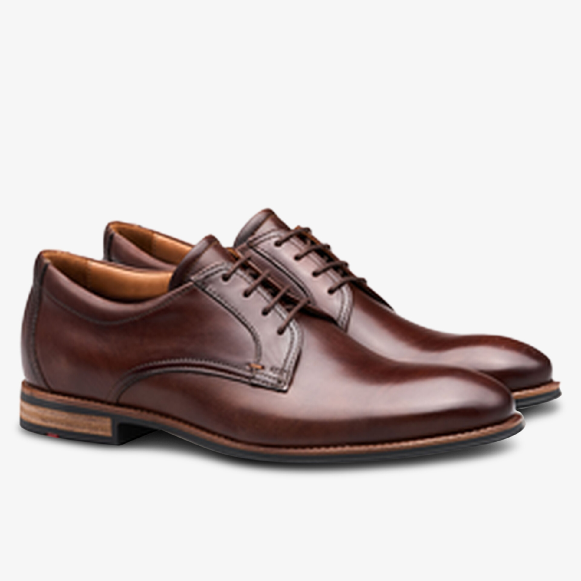 Elegante braune Lederschnürschuhe mit klassischem Design, hoher Qualität und bequemem Tragekomfort