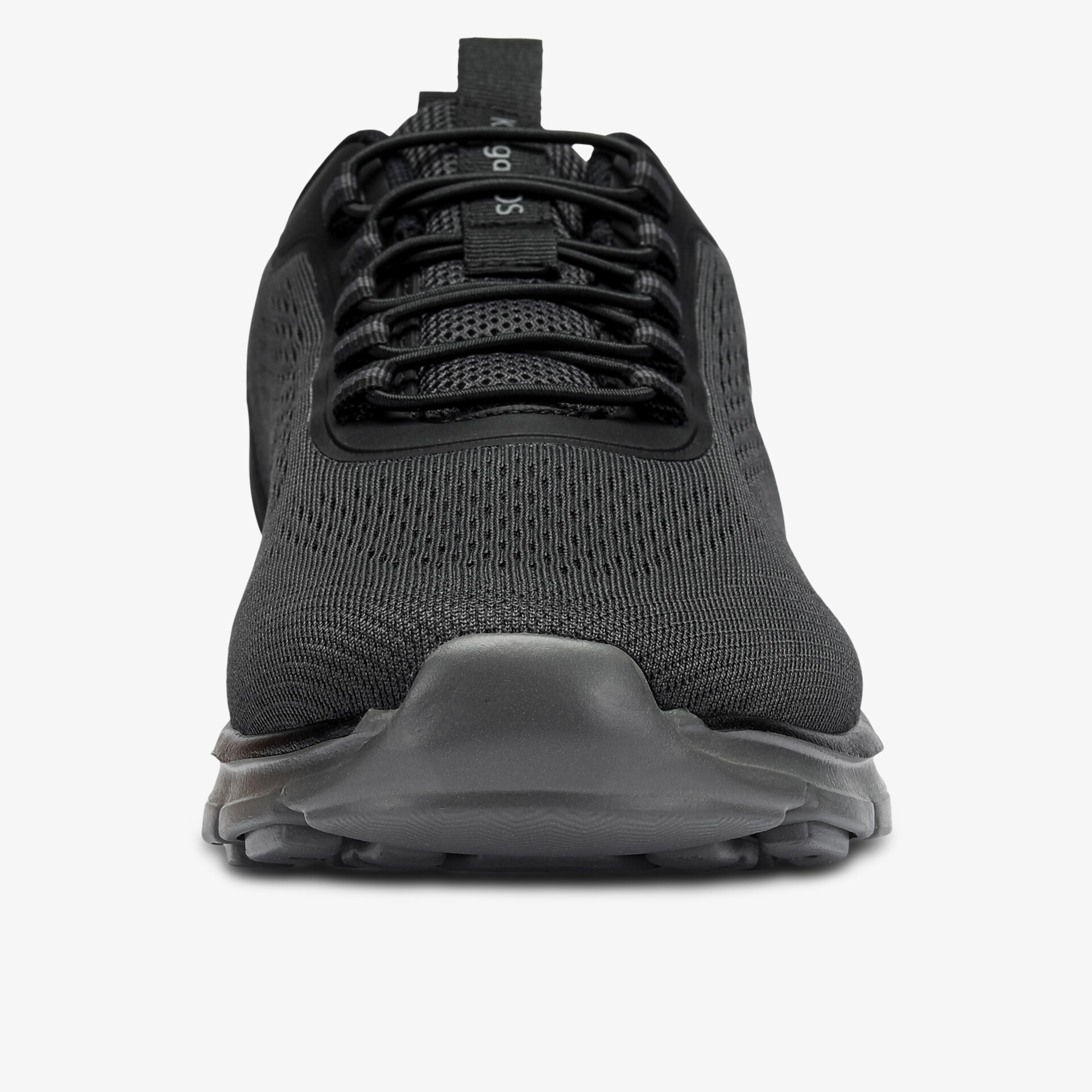 Schwarzer sportlicher Schuh mit atmungsaktivem Obermaterial und stabiler Frontansicht