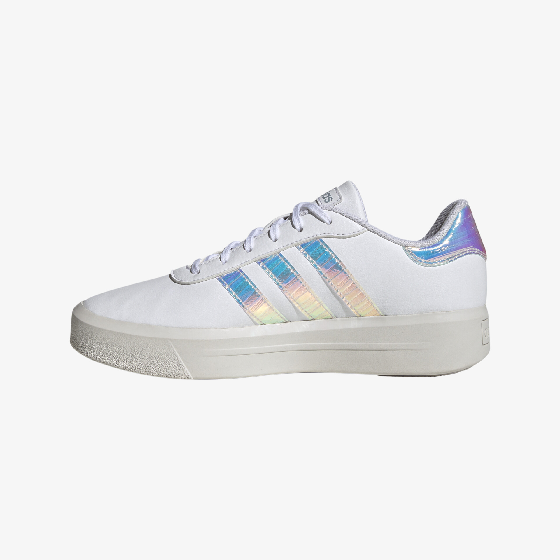 Stylische weiße Sneaker mit irisierenden Details und klassischem Design für vielseitigen, modischen Komfort.