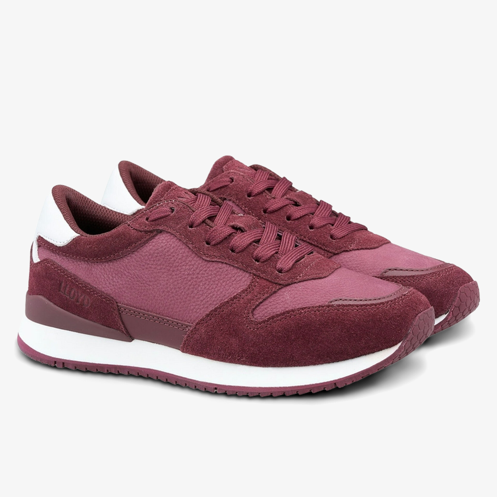 Robuster und bequemer Sneaker in stilvollem dunklem Rot, vielseitig kombinierbar und atmungsaktiv
