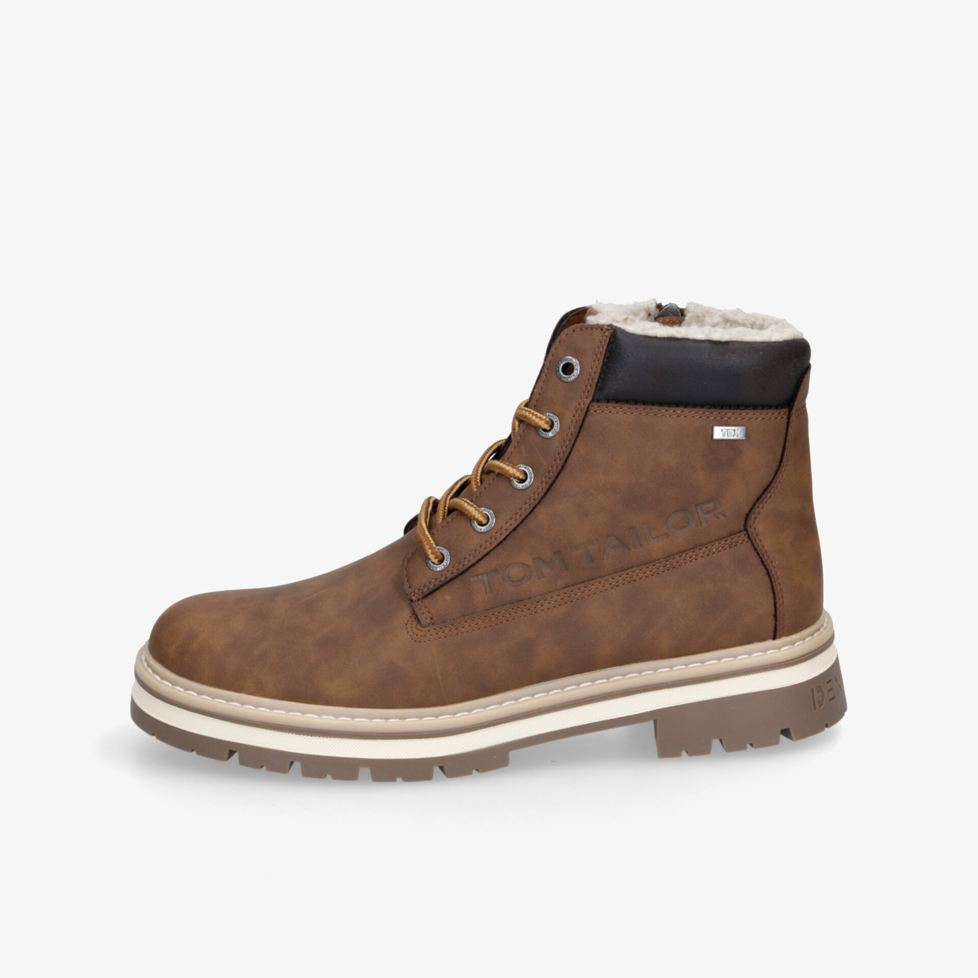 Robuster brauner Winterstiefel mit warmem Innenfutter und strukturierter rutschfester Sohle, seitliche Ansicht