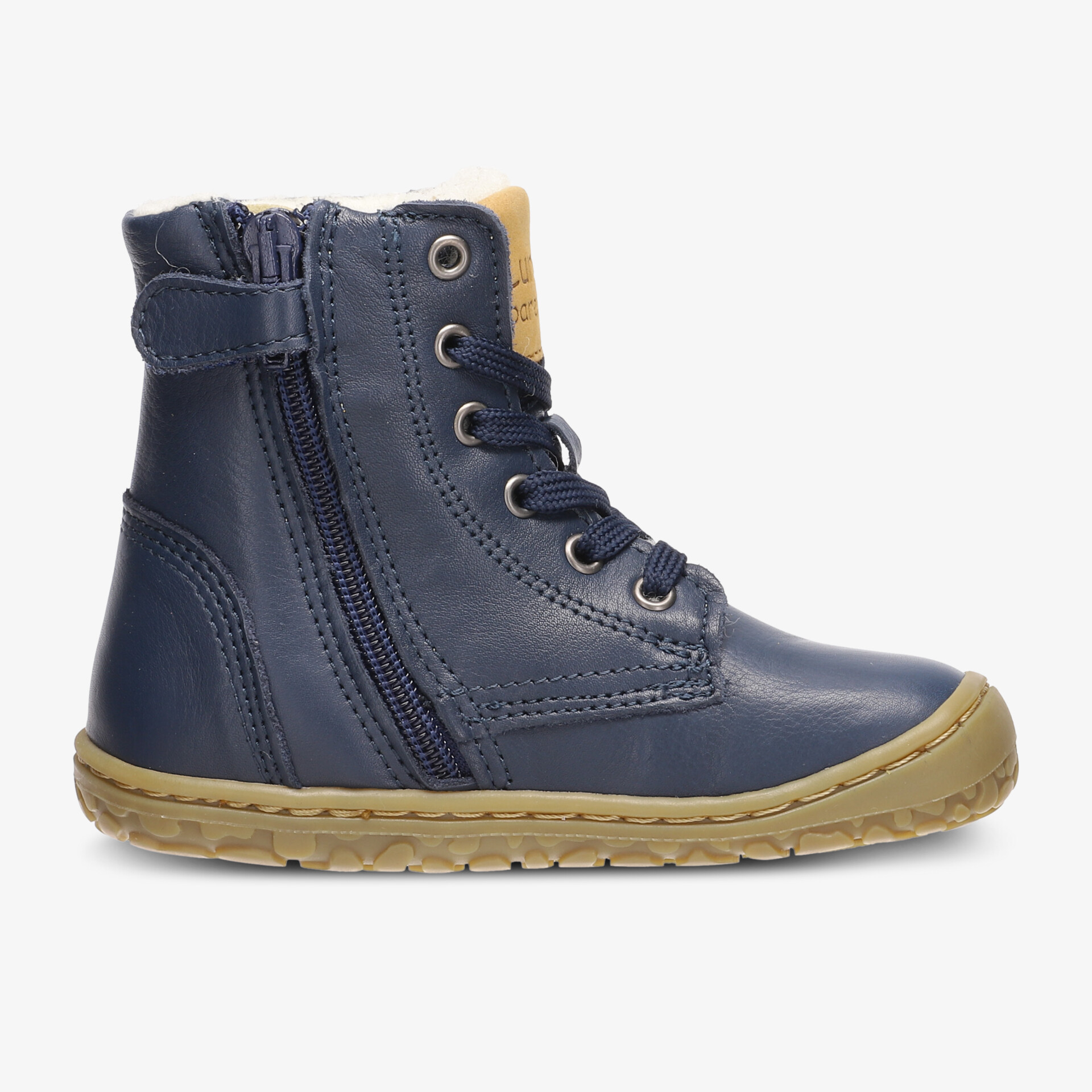Robuste Lederstiefel mit Reißverschluss und Schnürung für bequemen Halt und Stil.
