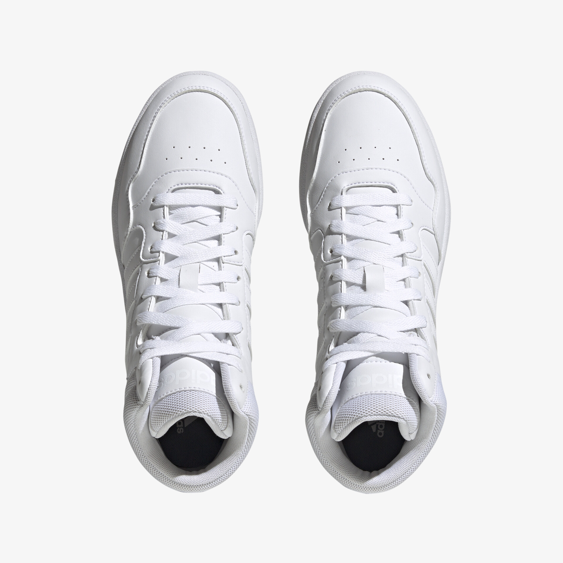 Klassische weiße Sneaker mit modernem Design für optimalen Komfort und vielseitige Einsatzmöglichkeiten.