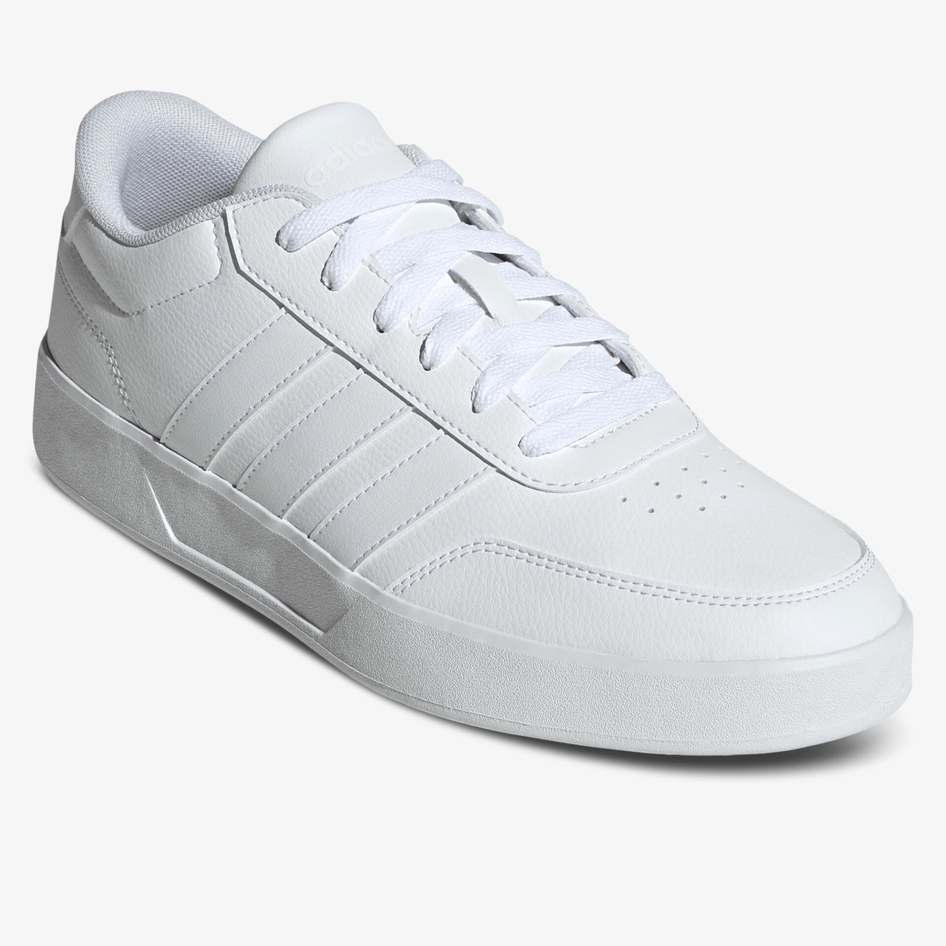 Weißer Sneaker mit sportlichem Design und robuster Sohle bietet hohen Tragekomfort und modernes Aussehen