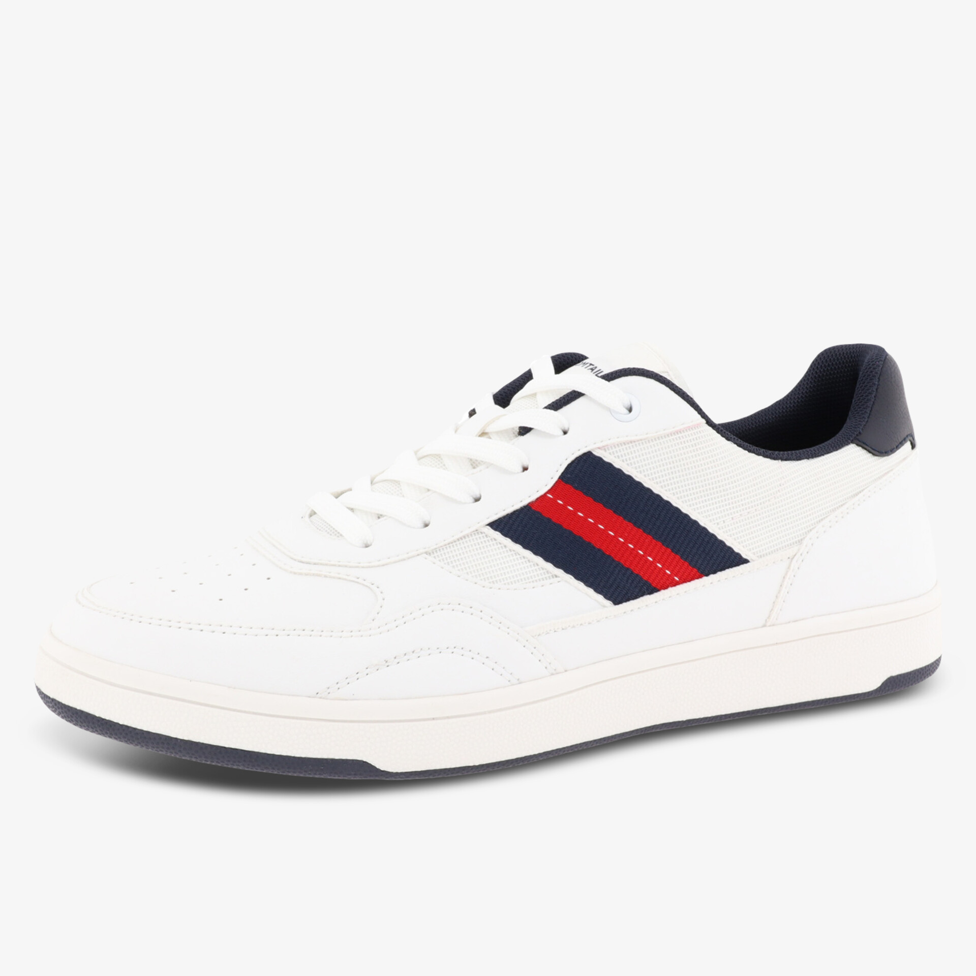 Weißer sportlicher Sneaker mit bequemer Passform und farblichen Akzenten modern und vielseitig kombinierbar