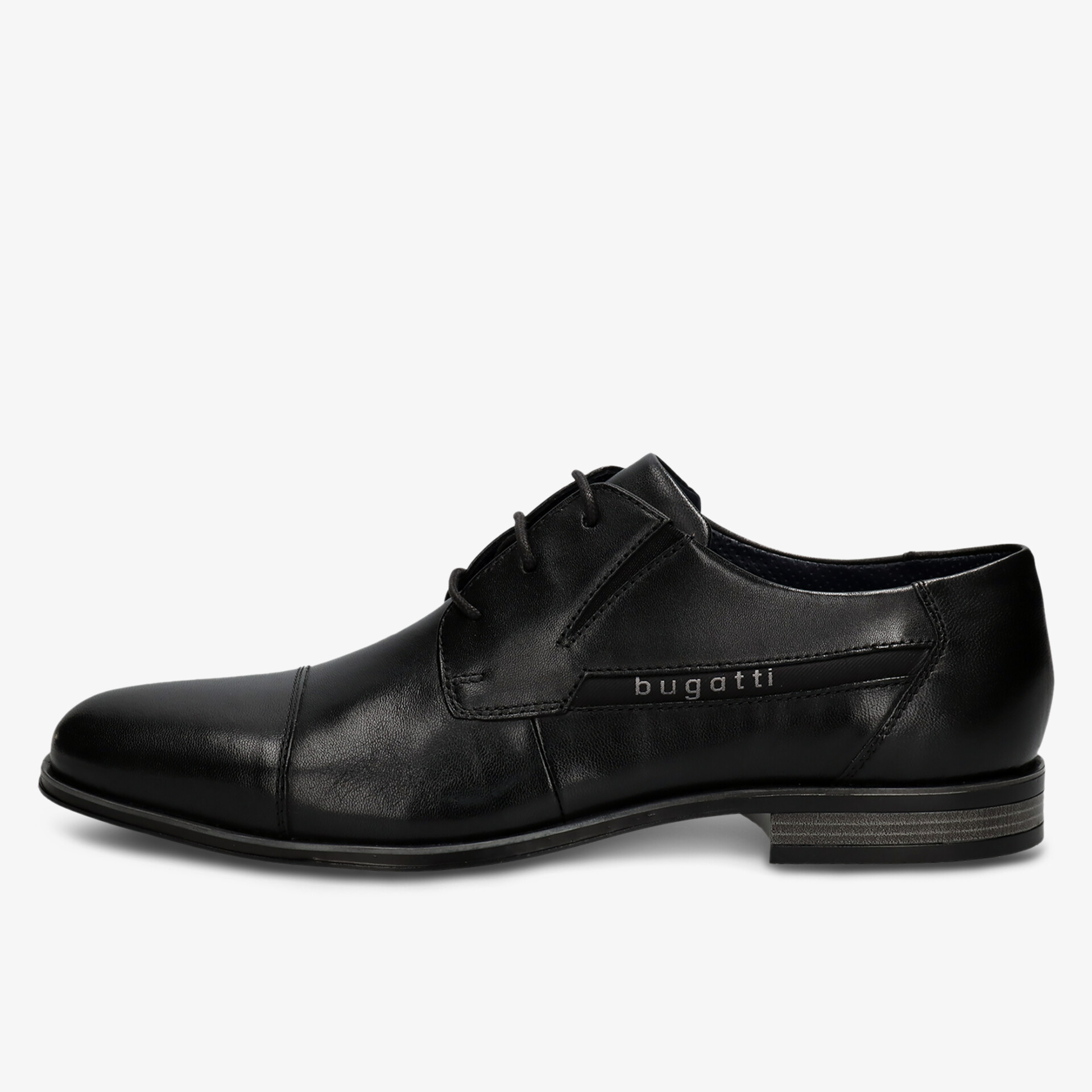 Eleganter schwarzer Schnürschuh aus glattem Leder mit komfortabler Passform und klassischem Design