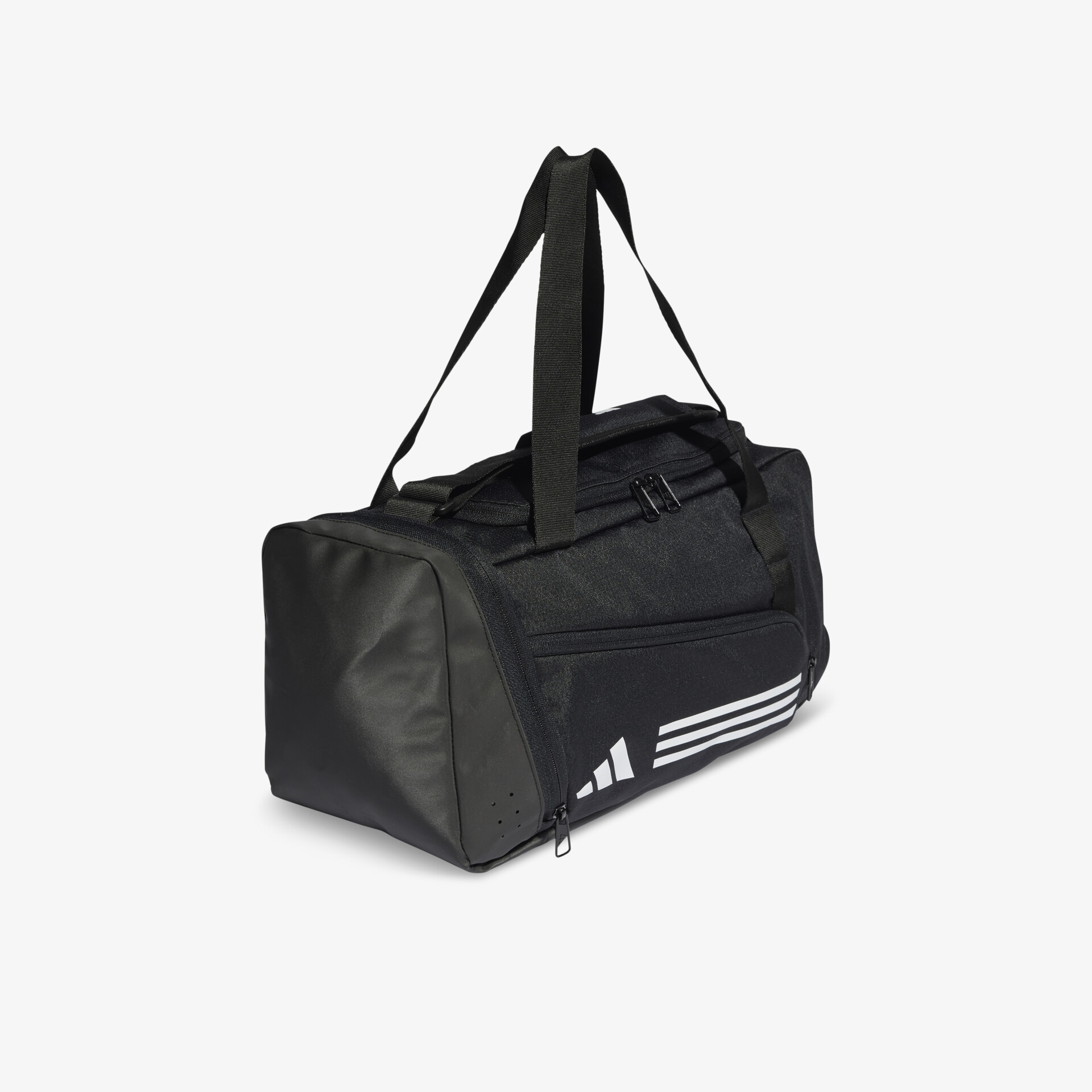 Schwarze Sporttasche aus robustem Material mit viel Stauraum und verstellbarem Schulterriemen für vielseitige Nutzung