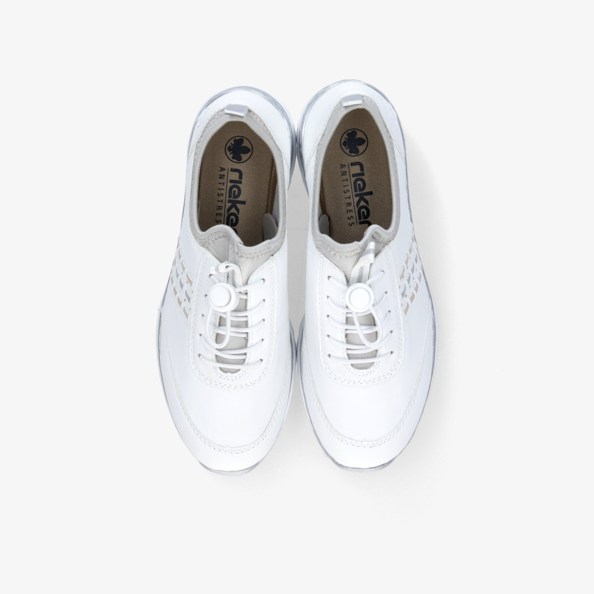 Weißes Sneaker-Paar mit moderner Schnürung, atmungsaktivem Material und leichtem, sportlichem Design