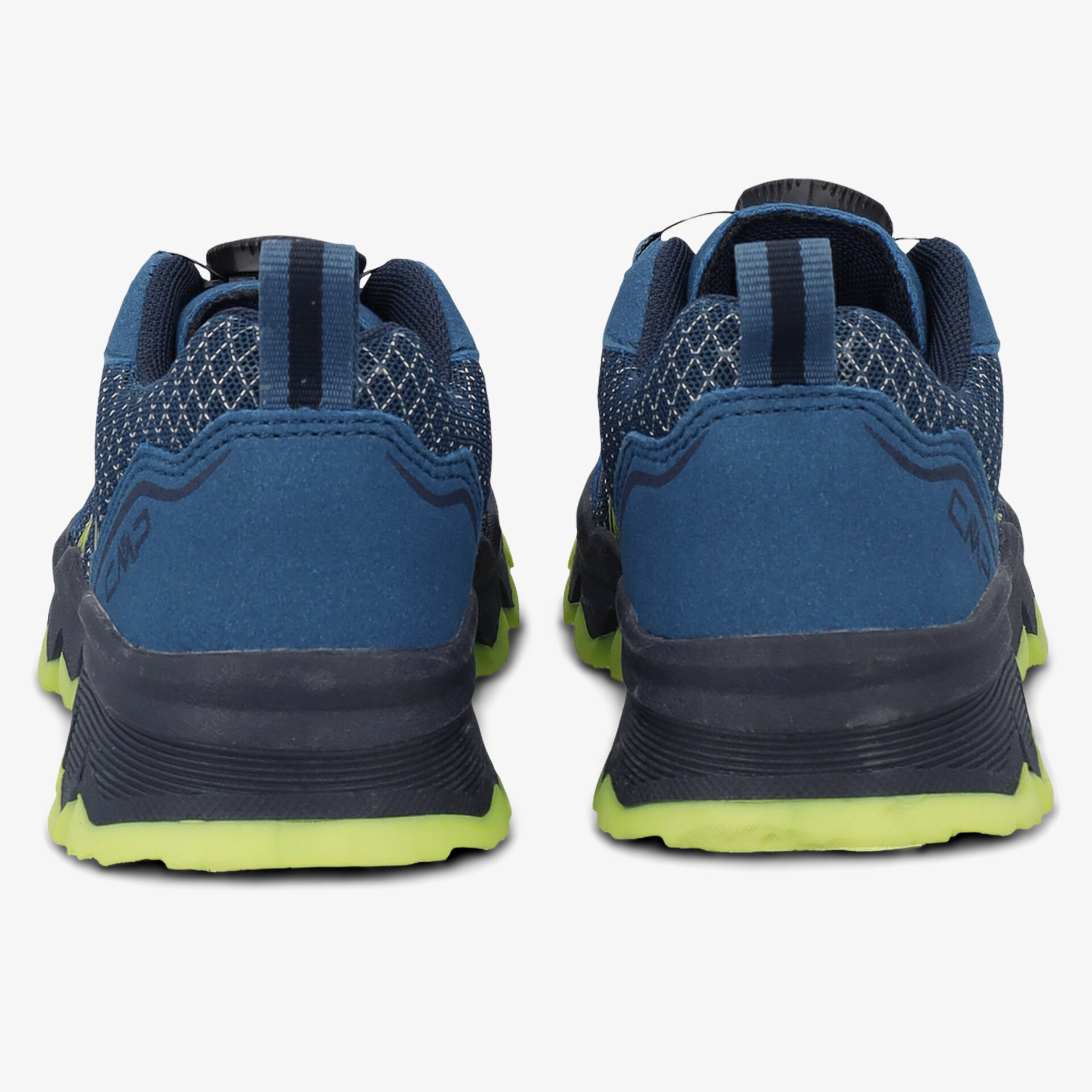 Blaue Outdoor-Schuhe mit griffiger Sohle, ideal für Abenteuer und Komfort.