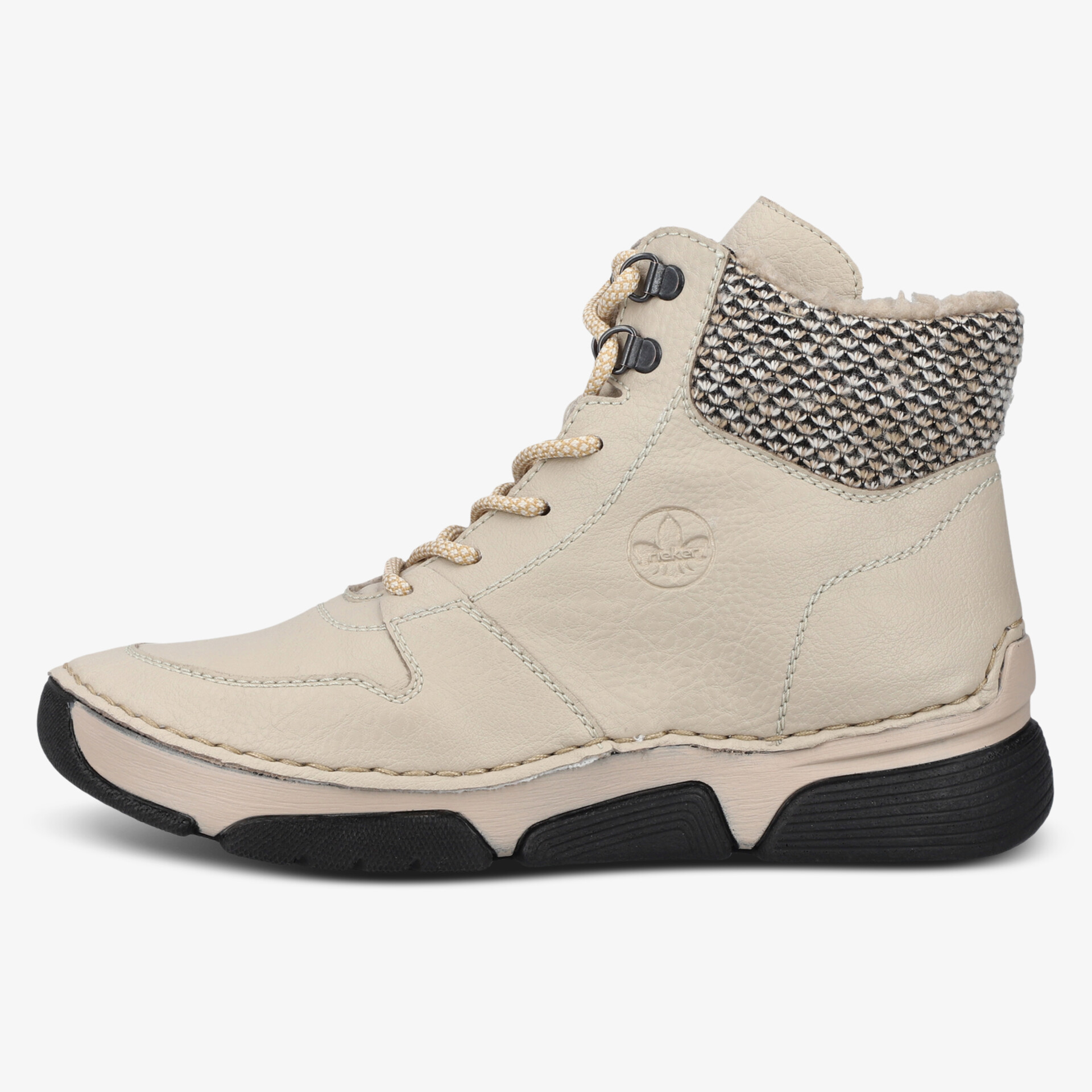 Seitenansicht komfortabler beige hoher Schuh mit gepolstertem Schaft und robuster rutschfester Sohle