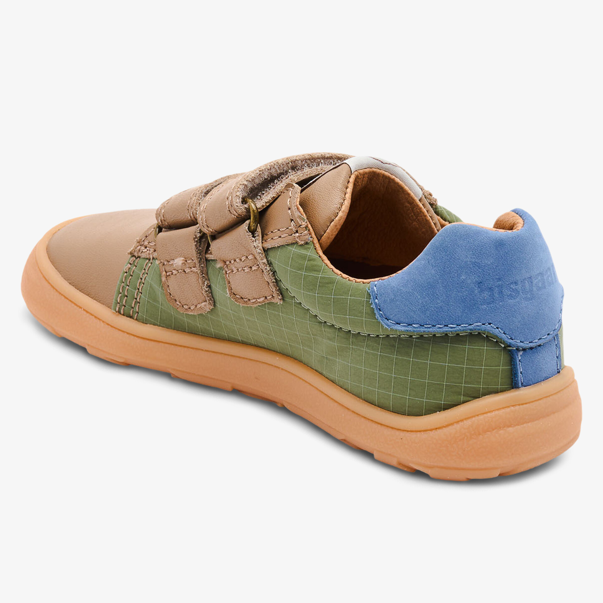 Bequemer Freizeitschuh mit robustem Design und Klettverschluss, ideal für den Alltag.