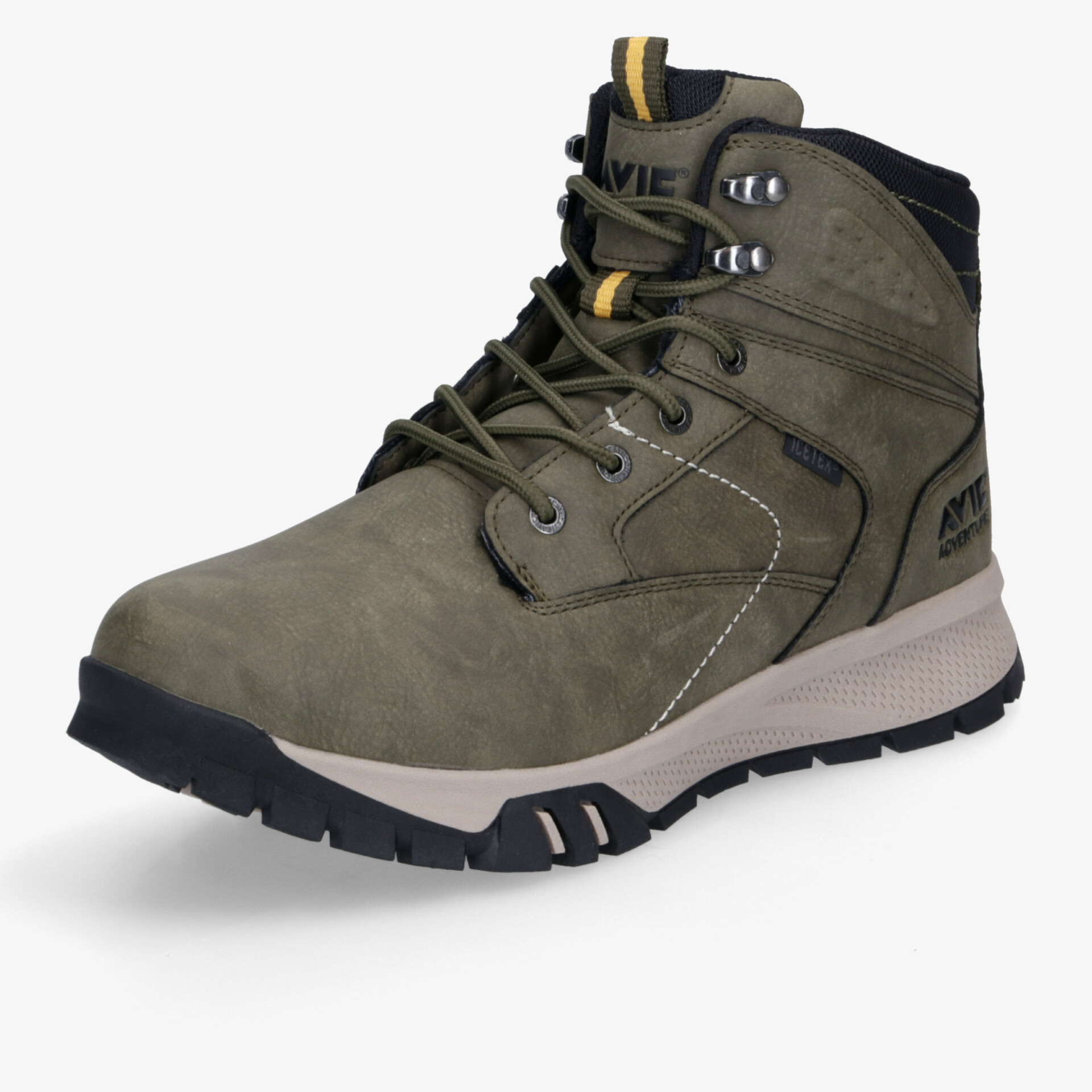 Robuster olivgrüner Wanderstiefel mit gepolstertem Schaft und rutschfester Sohle in schräger Vorderansicht