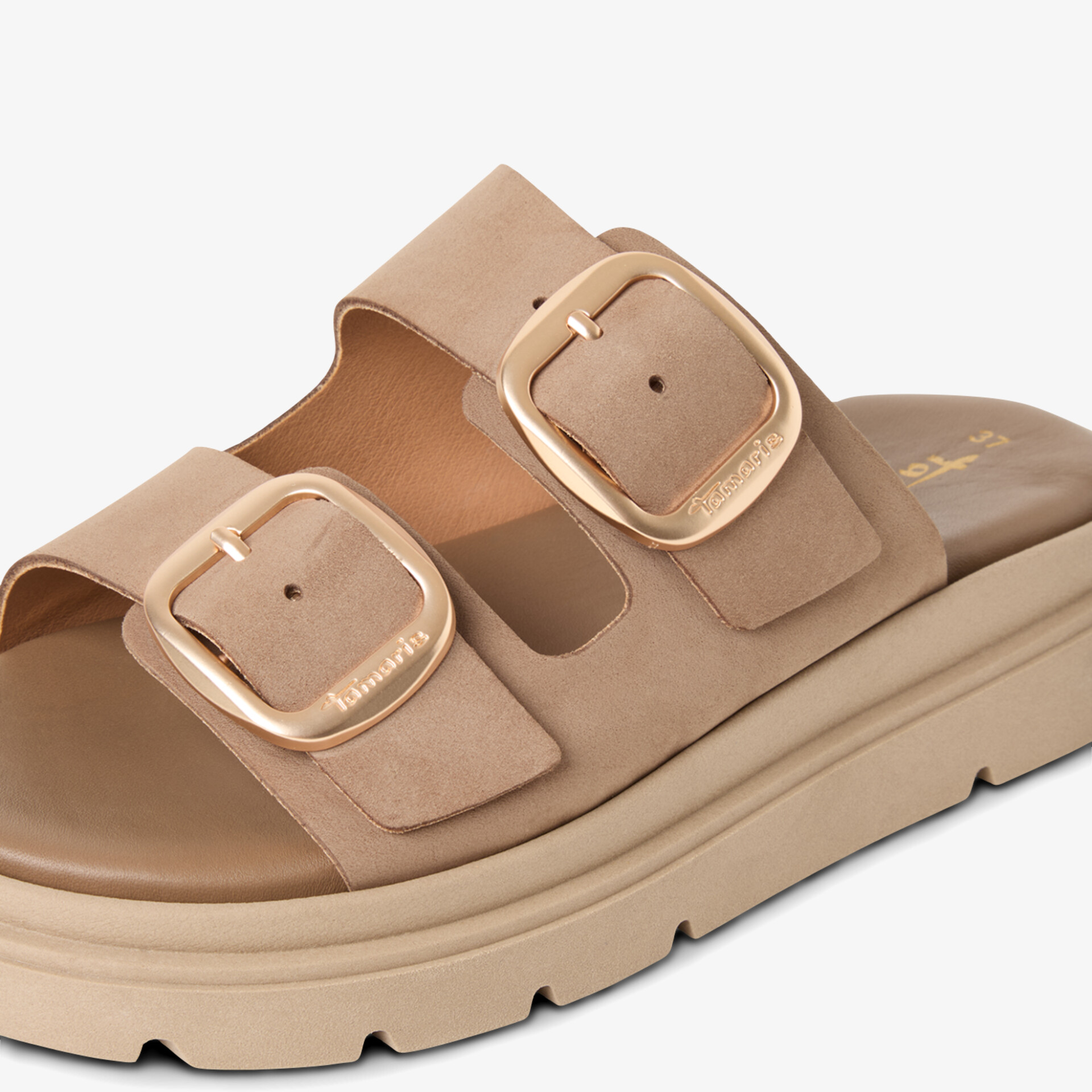 Beige Sandale mit goldenen Schnallen und rutschfester Sohle für optimalen Komfort.