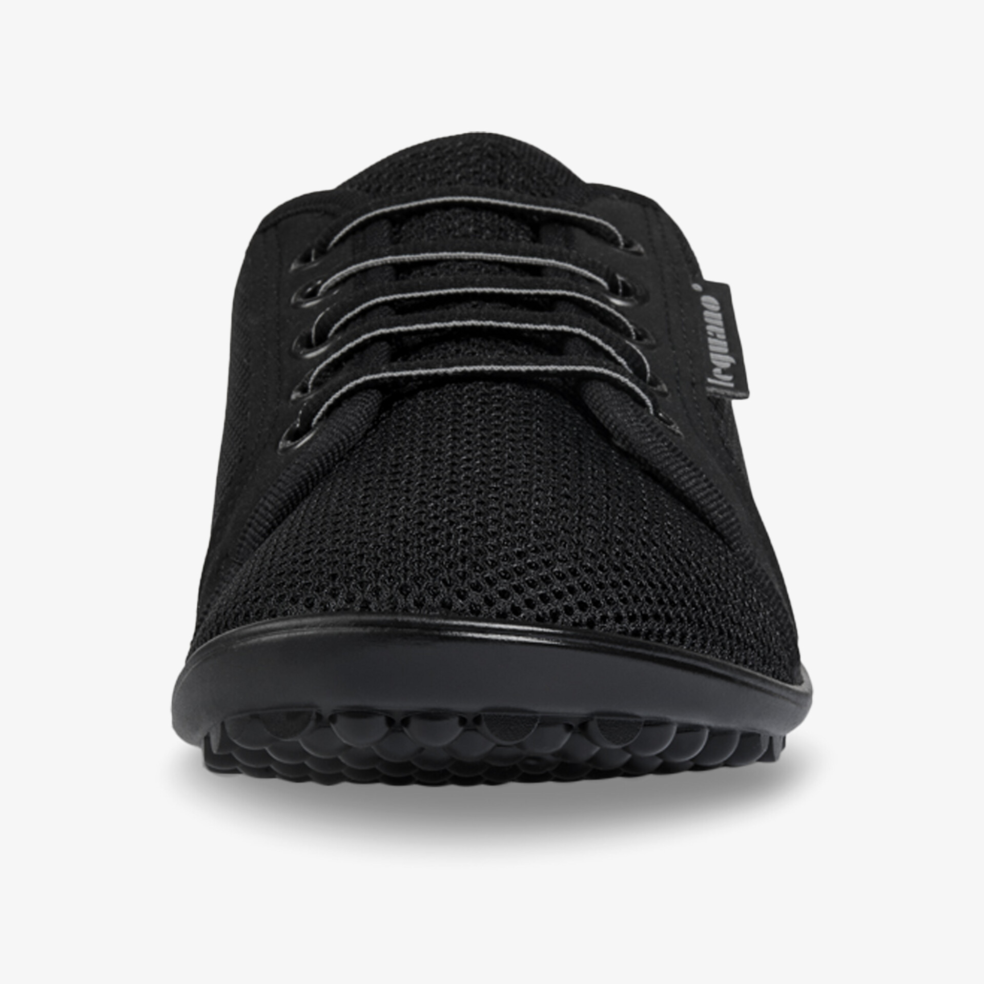 Bequeme, atmungsaktive schwarze Schuhe mit robuster Sohle. Ideal für Alltag und Freizeit.