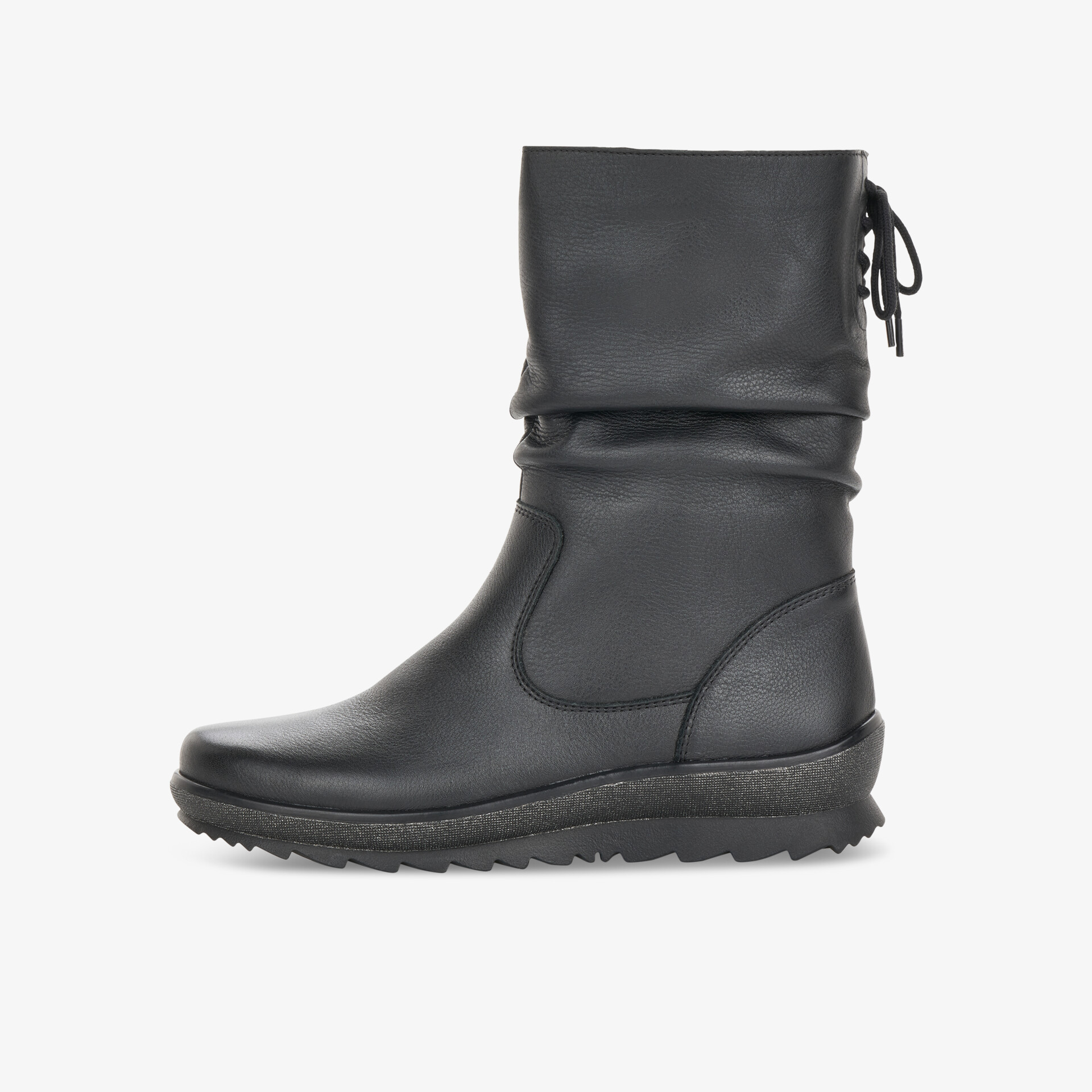 Schwarzer Halbstiefel seitliche Ansicht mit rutschfester Sohle und bequemer Polsterung für optimalen Tragekomfort