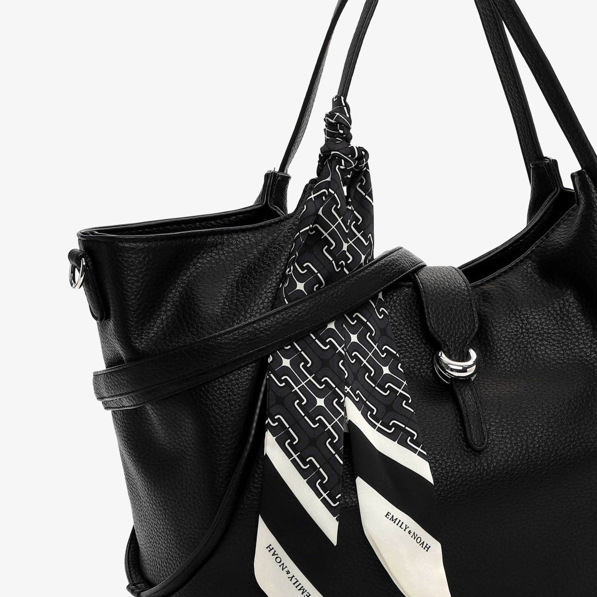 Elegante schwarze Tasche mit modernem Design und robustem Material, geräumig und mit praktischem Schulterriemen