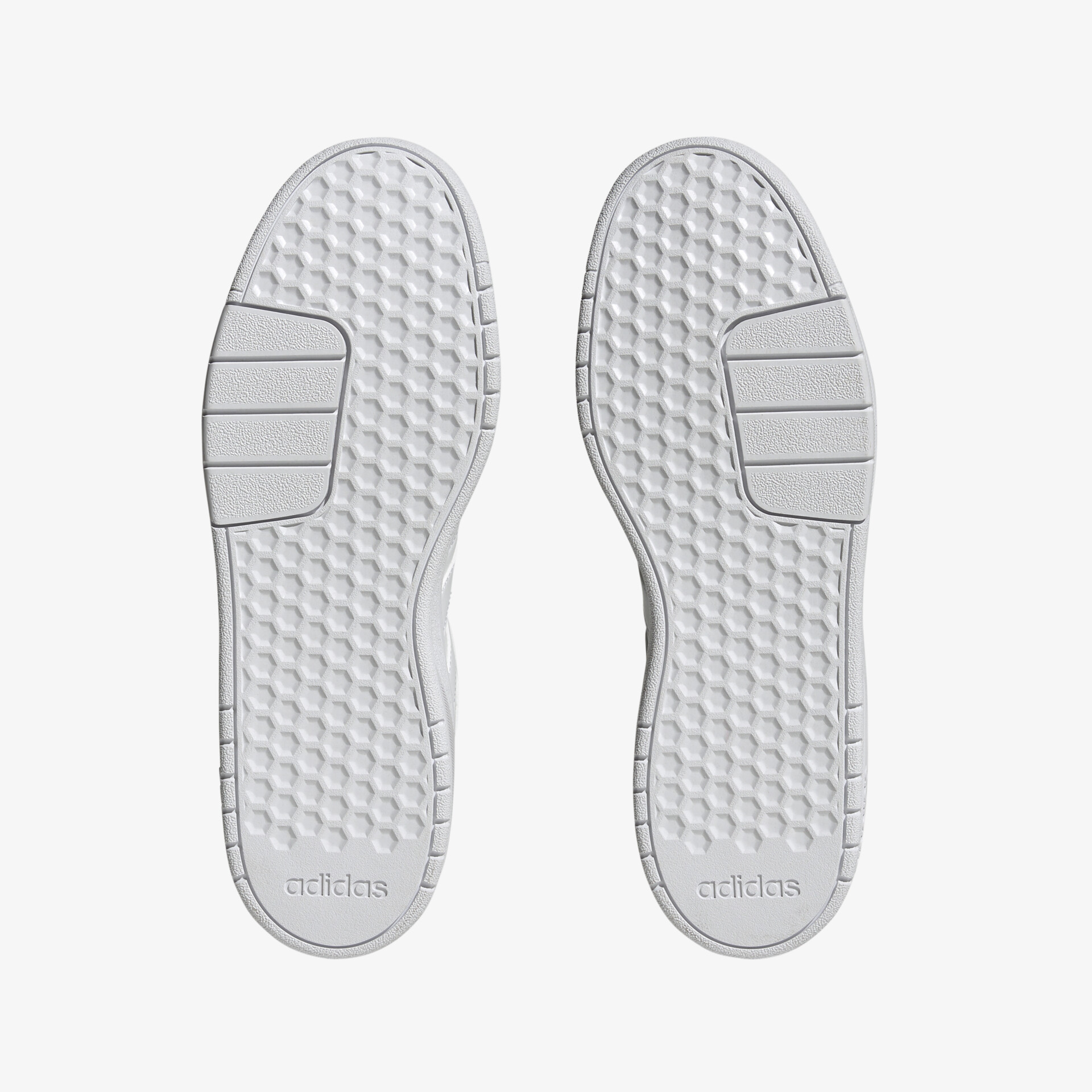 Hochwertige, rutschfeste Profilsohle für optimalen Komfort und Stabilität beim Gehen.