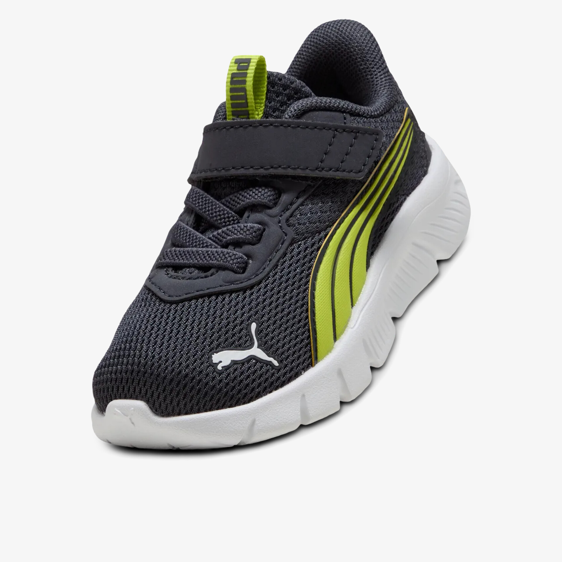 Sportlicher Schuh mit atmungsaktivem Mesh, rutschfester flexibler Sohle und bequemem Verschluss