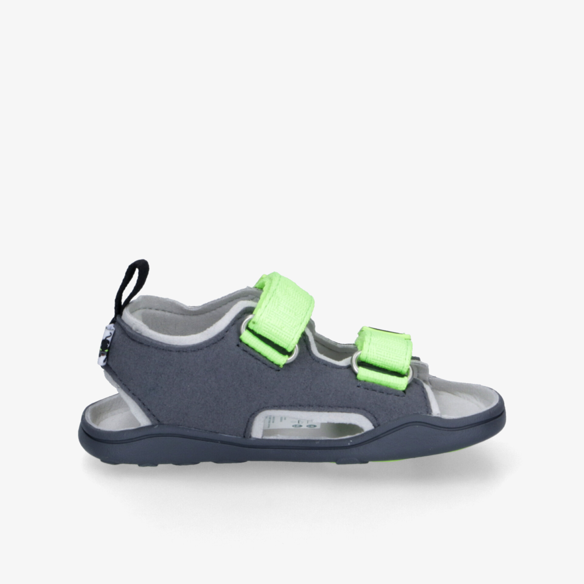Bequeme Sandale in Grau mit praktischem Klettverschluss für optimalen Halt und Tragekomfort.