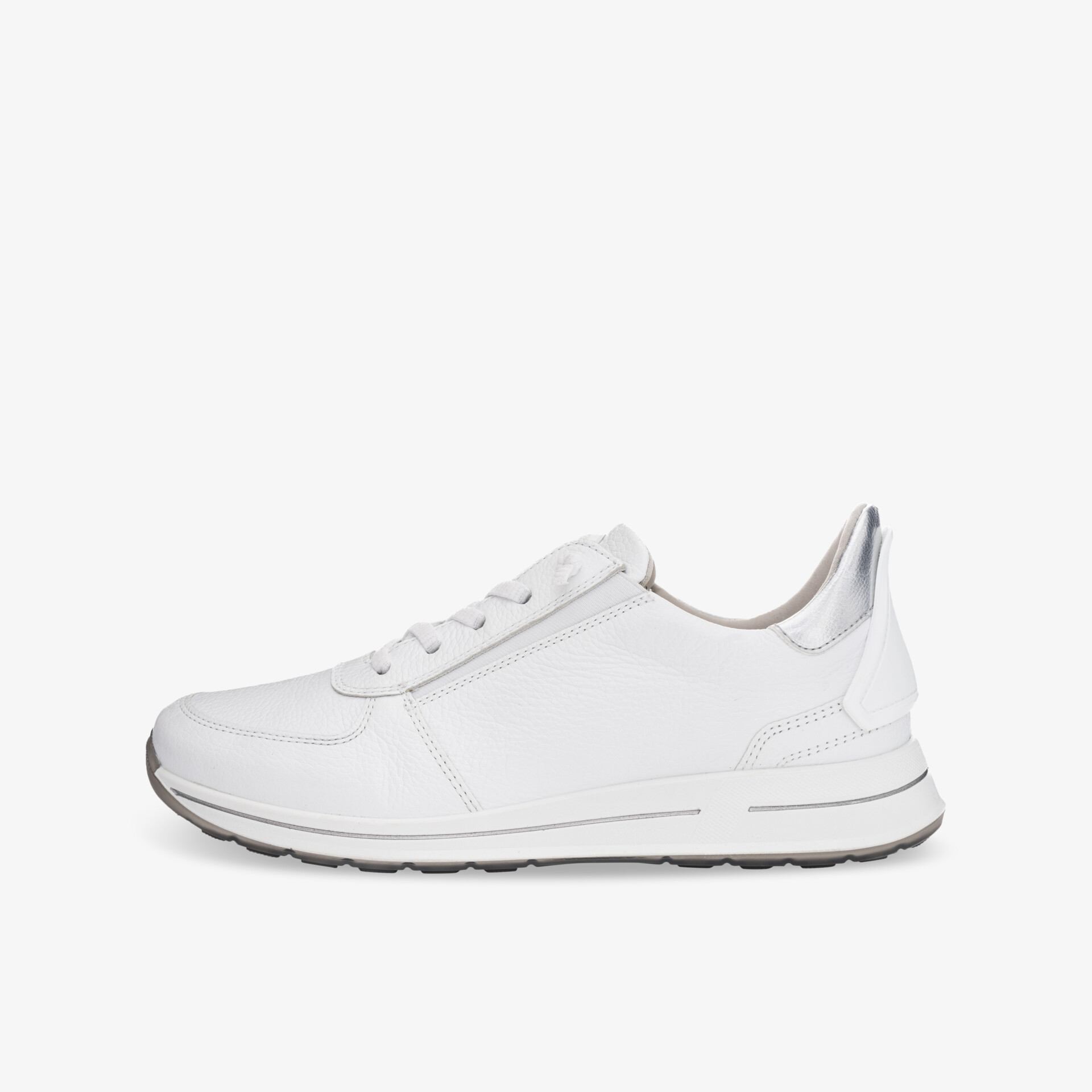 Moderner weißer Sneaker seitliche Ansicht, leicht, bequem mit flexibler Sohle für vielseitigen Gebrauch