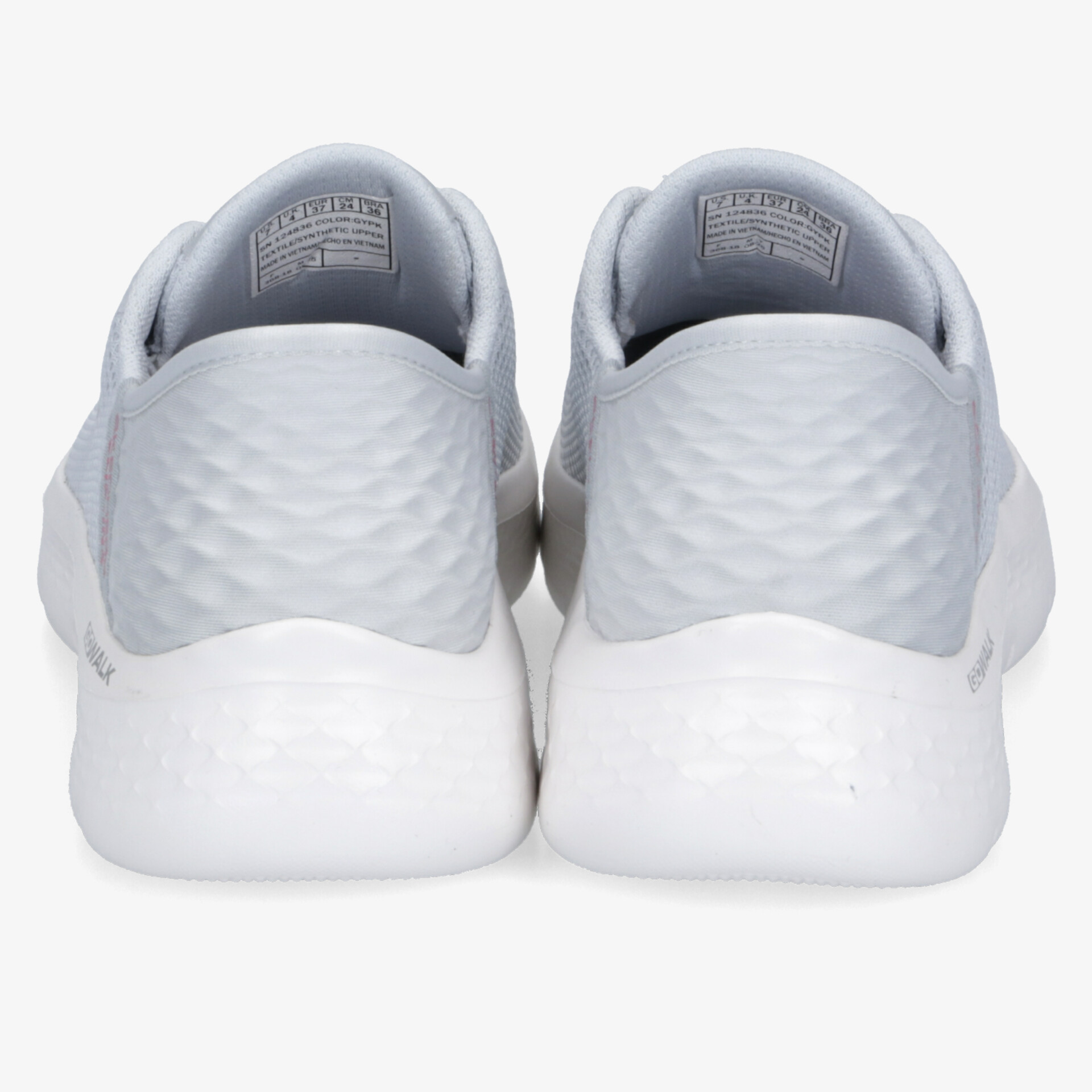 Leichte, stilvolle Schuhe in Grau mit atmungsaktivem Design und moderner Dämpfung, ideal für sportliche Aktivitäten.