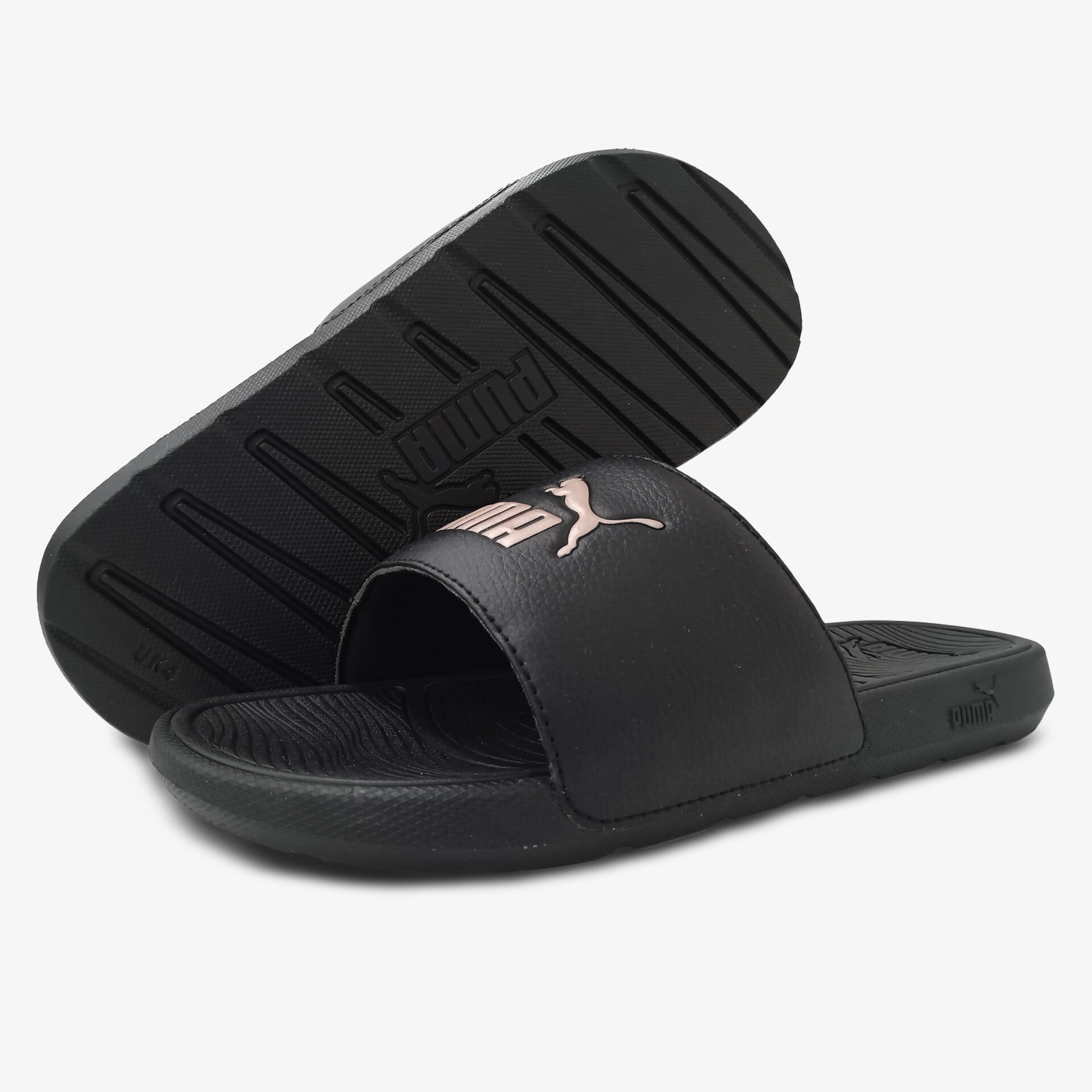 Schwarzer sportlicher Slide mit gepolstertem Riemen und rutschfester Sohle für bequemes Tragen