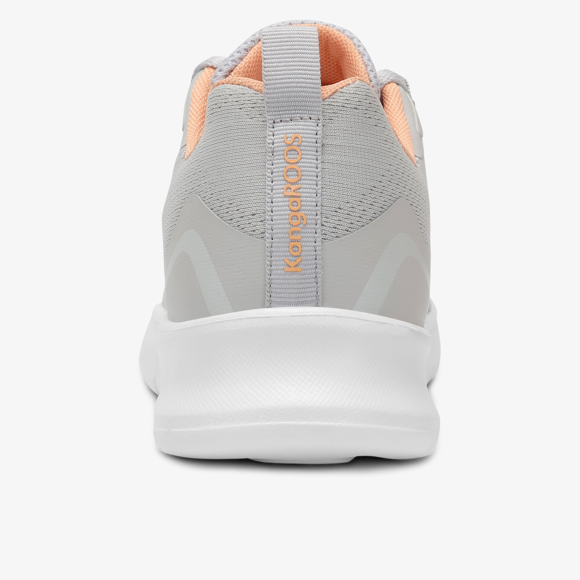 Rückansicht eines atmungsaktiven, leichten Sportschuhs mit gepolstertem Schaft und rutschfester Sohle