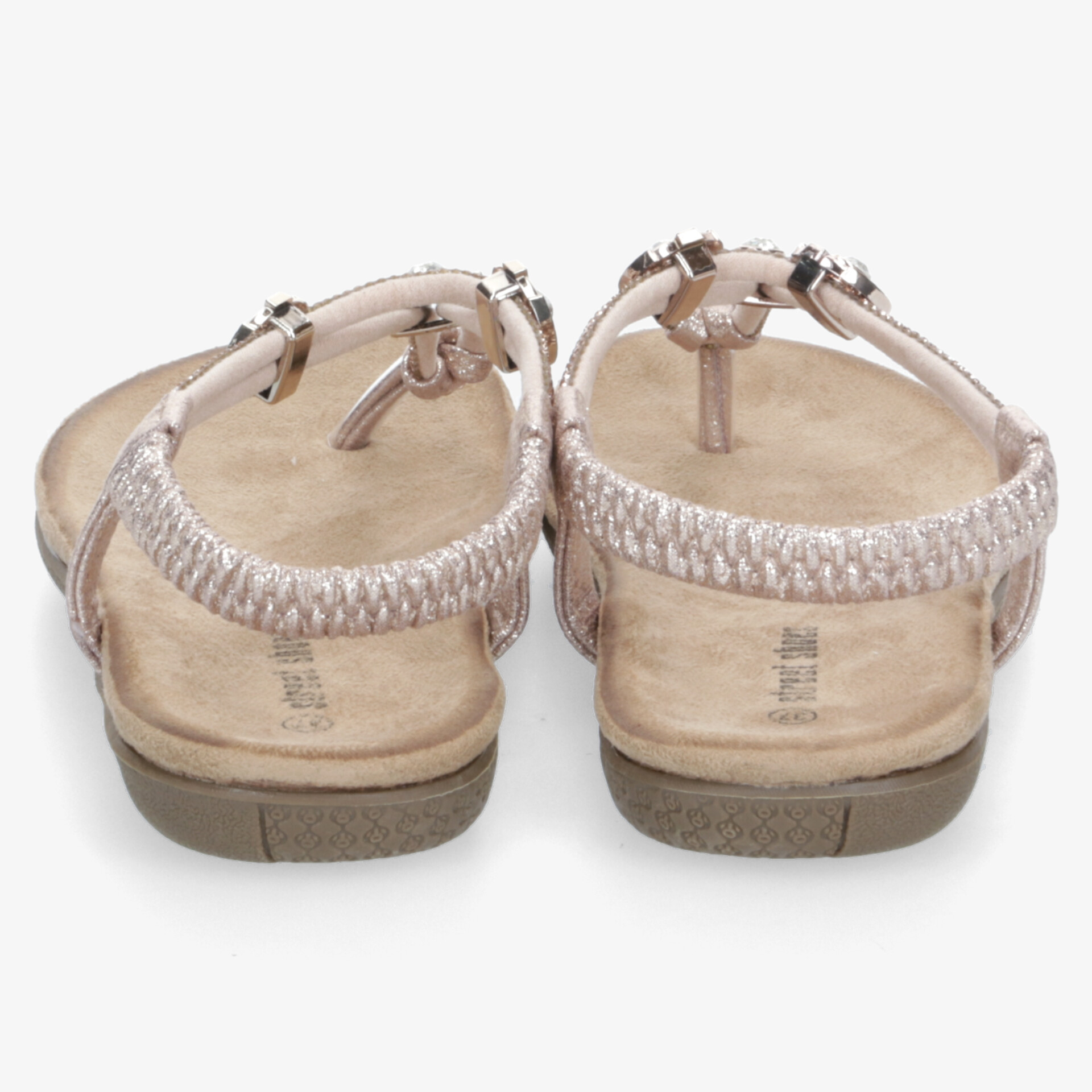 Bequeme Sandalen mit gepolsterter Innensohle und verstellbaren Riemen in seitlicher Ansicht