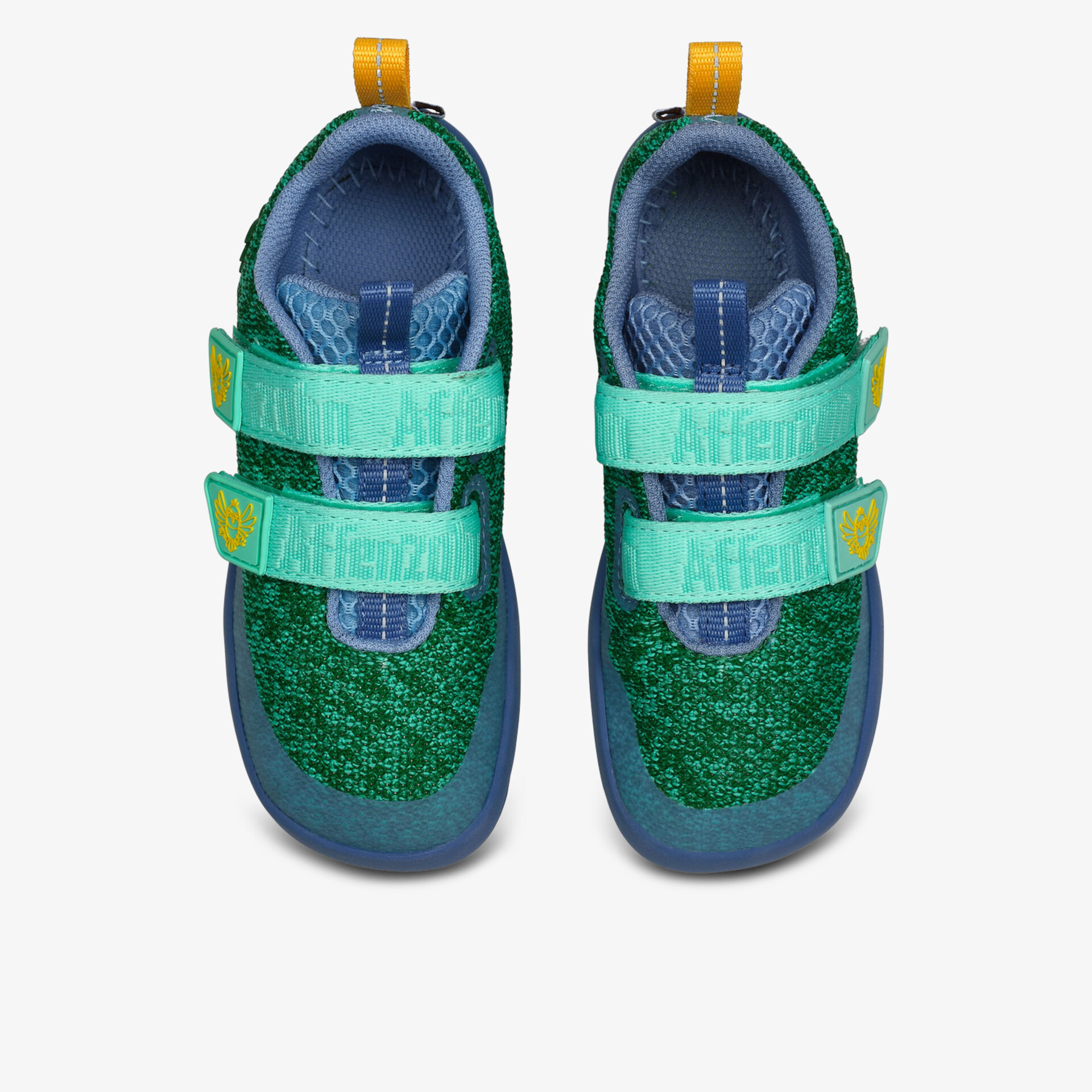 Leichte und komfortable Sneaker mit atmungsaktivem Material und verstellbaren Klettverschlüssen für sicheren Halt