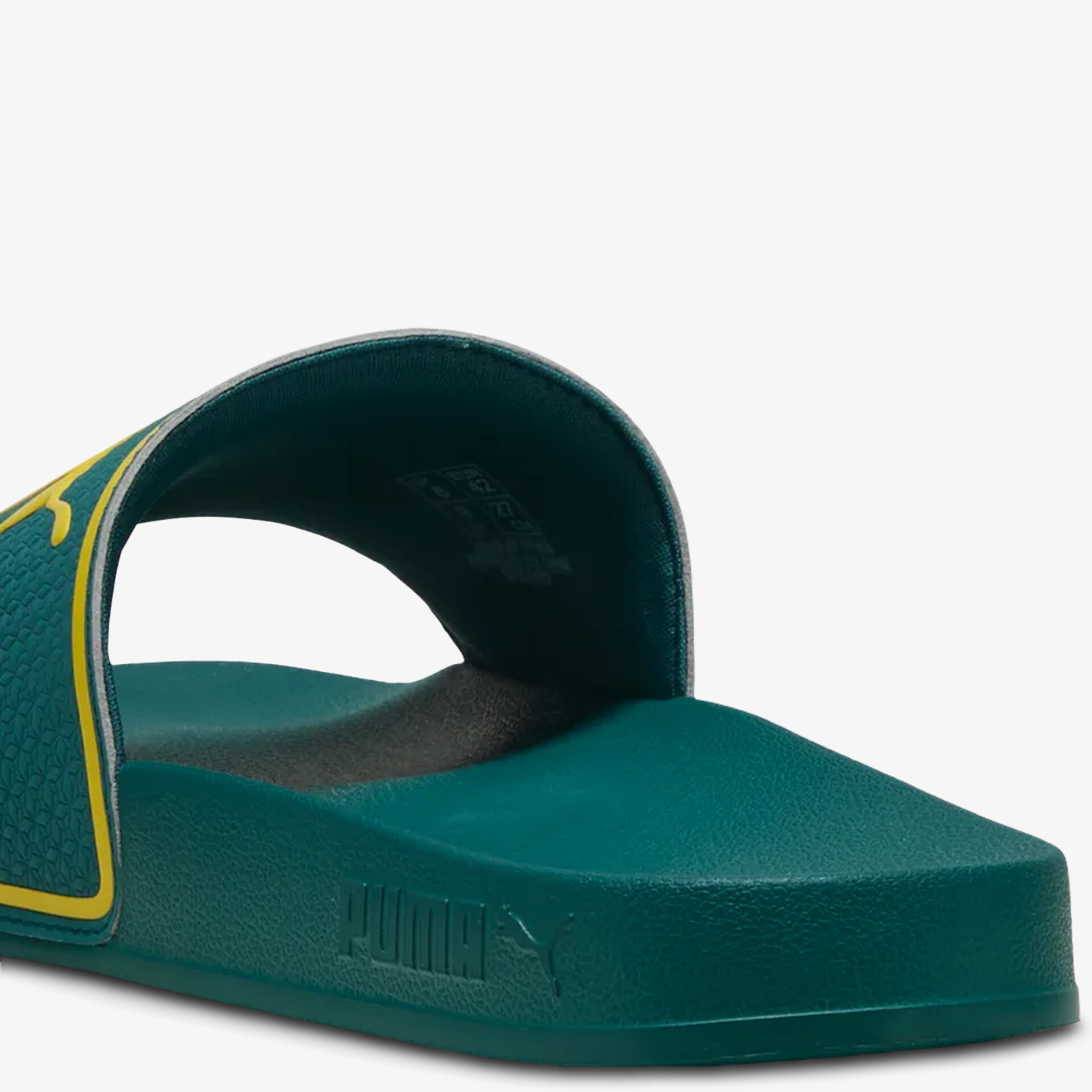 Grüne Puma Badesandale mit bequemem Fußbett und sportlichem Design, ideale Sommer-Slides