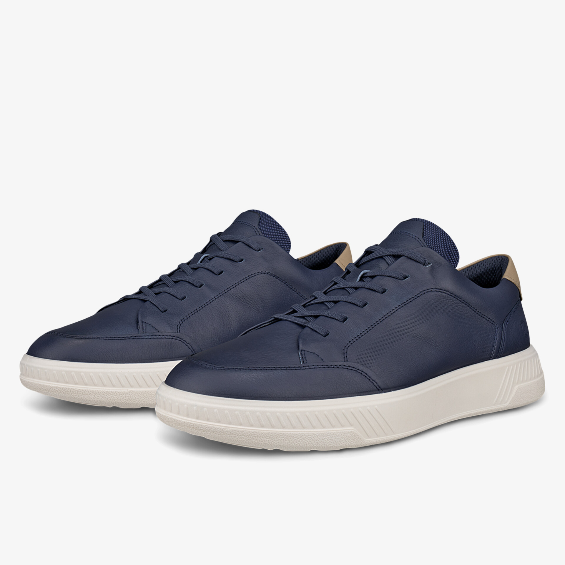 Stilvolle marineblaue Sneaker mit weißer Sohle für leichten Komfort und ansprechendes Design.