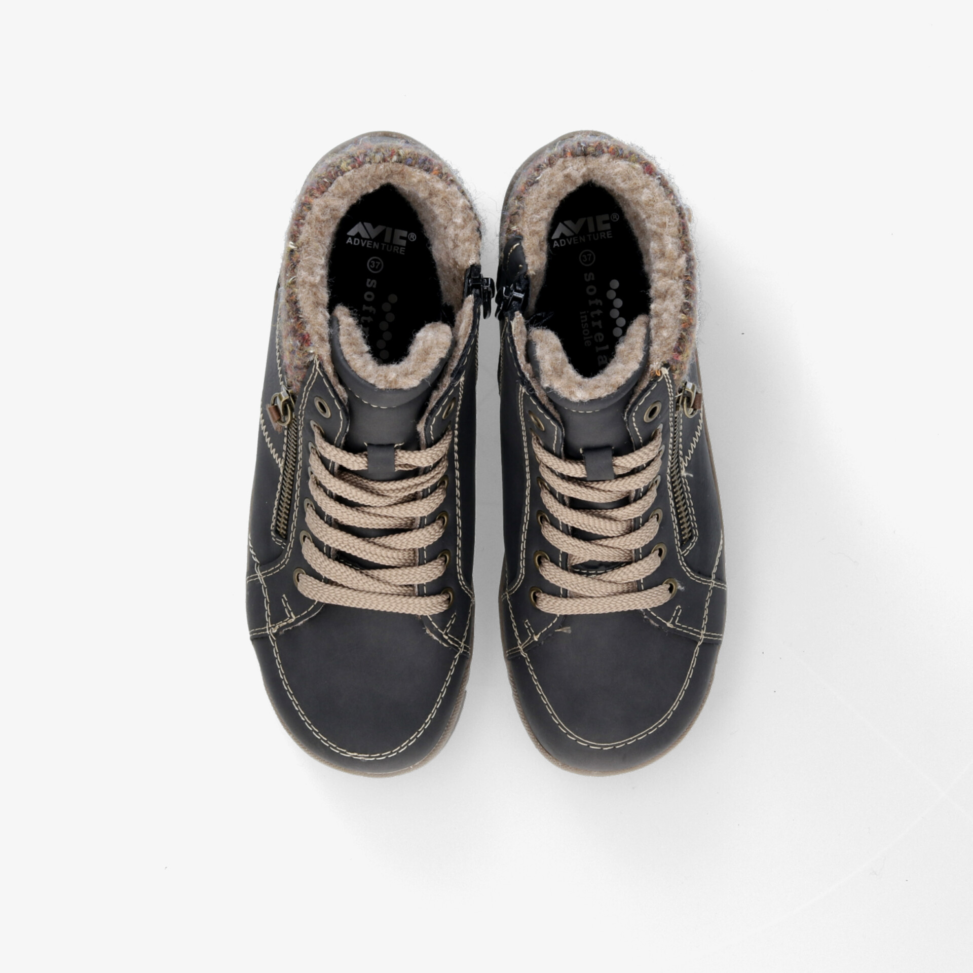 Warme und stilvolle Schnürschuhe mit Fütterung und robustem Design für kalte Tage.