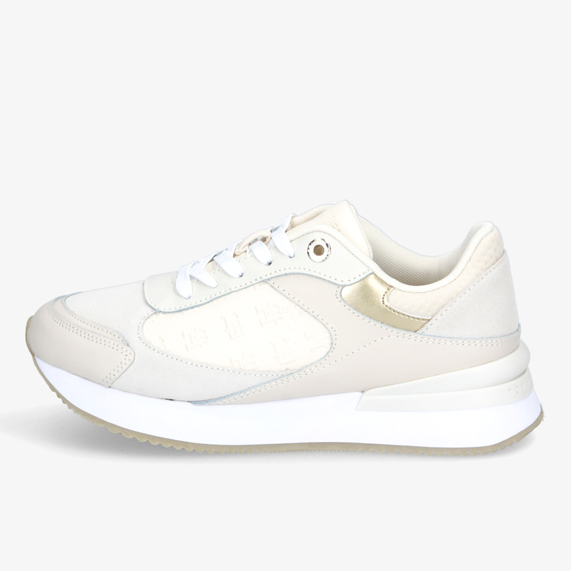 Moderner Sneaker in Weiß mit ergonomischem Design für optimalen Komfort und vielseitigen Stil.