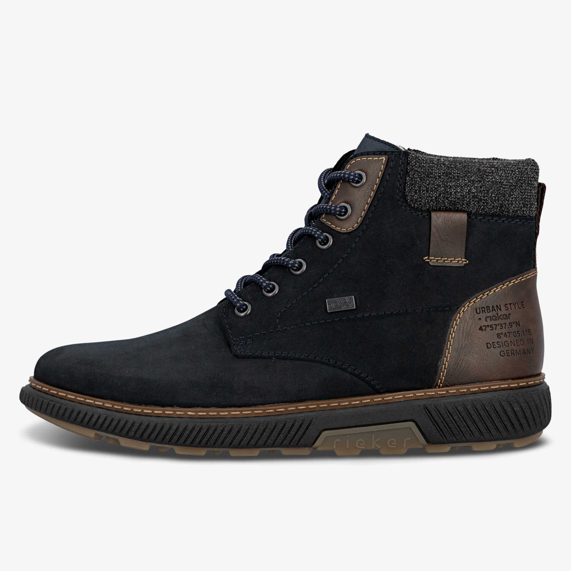 Schwarzer Schnürstiefel mit robustem Profil, hohem Schaft und Leder-Details für Komfort und Haltbarkeit
