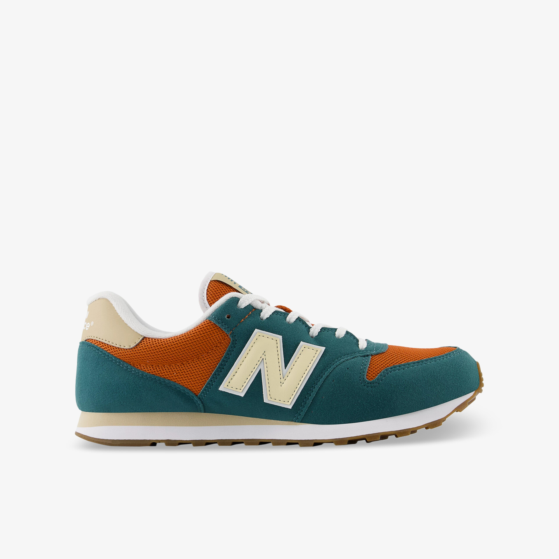 Seitliche Ansicht eines sportlichen New Balance Sneakers in Blau und Orange mit bequemer Passform und modernem Design