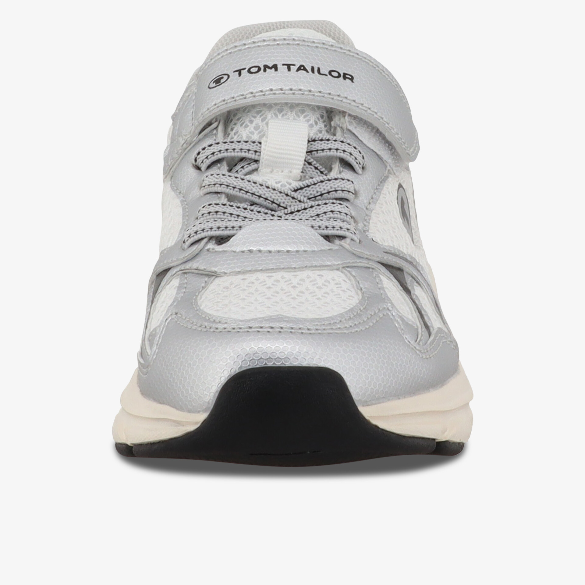 Bequemer sportlicher Schuh mit robuster, rutschfester Sohle und atmungsaktivem Material frontal aufgenommen