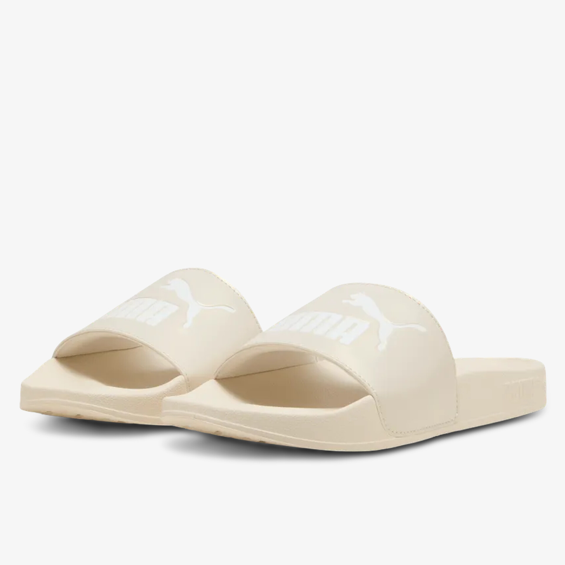 Bequeme und stylische Puma Slide Sandalen mit rutschfester Sohle in hellem Beige
