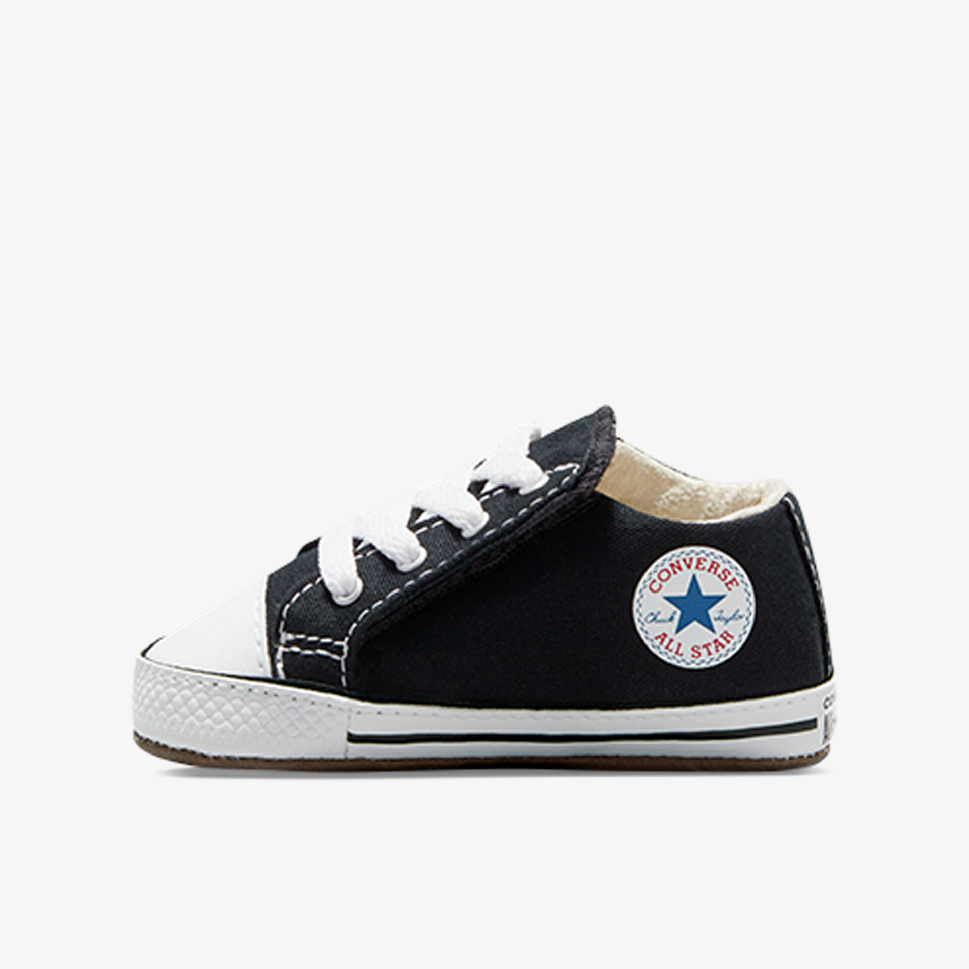 Klassischer Sneaker in Schwarz-Weiß mit robustem Stoff und ikonischem Logo. Perfekt für Freizeitkleidung.