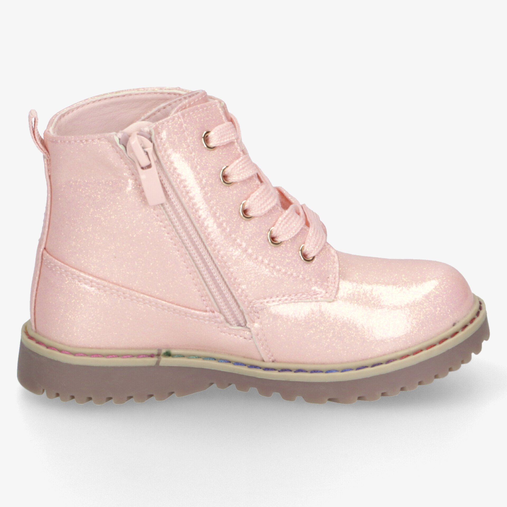 Rosa Stiefelette mit seitlichem Reißverschluss und rutschfester Sohle in klarer Seitenansicht