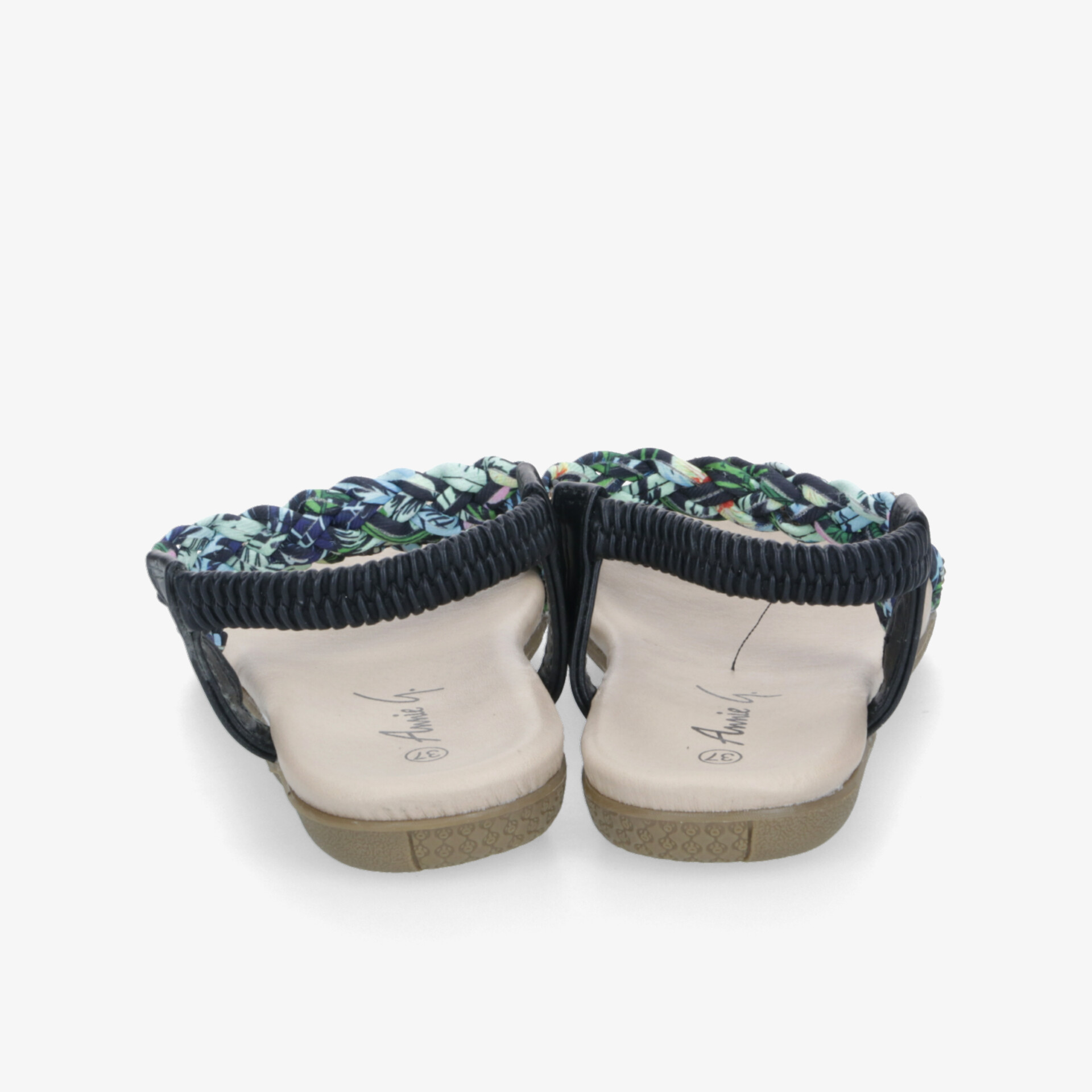 Rückansicht von Schuhen mit geflochtenem Obermaterial und gepolsterter Innensohle für hohen Tragekomfort